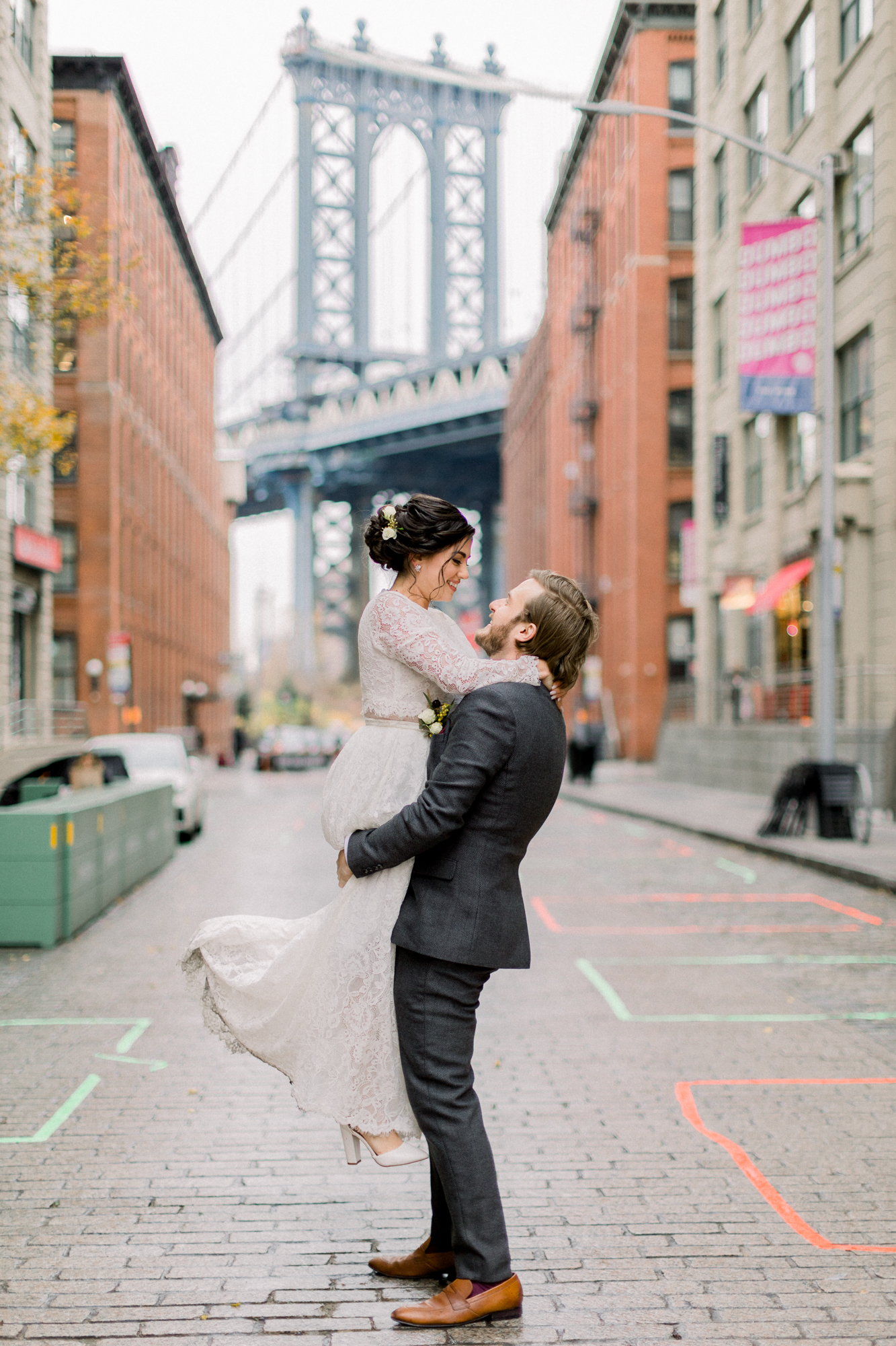 Wedding photos in Dumbo Brooklyn