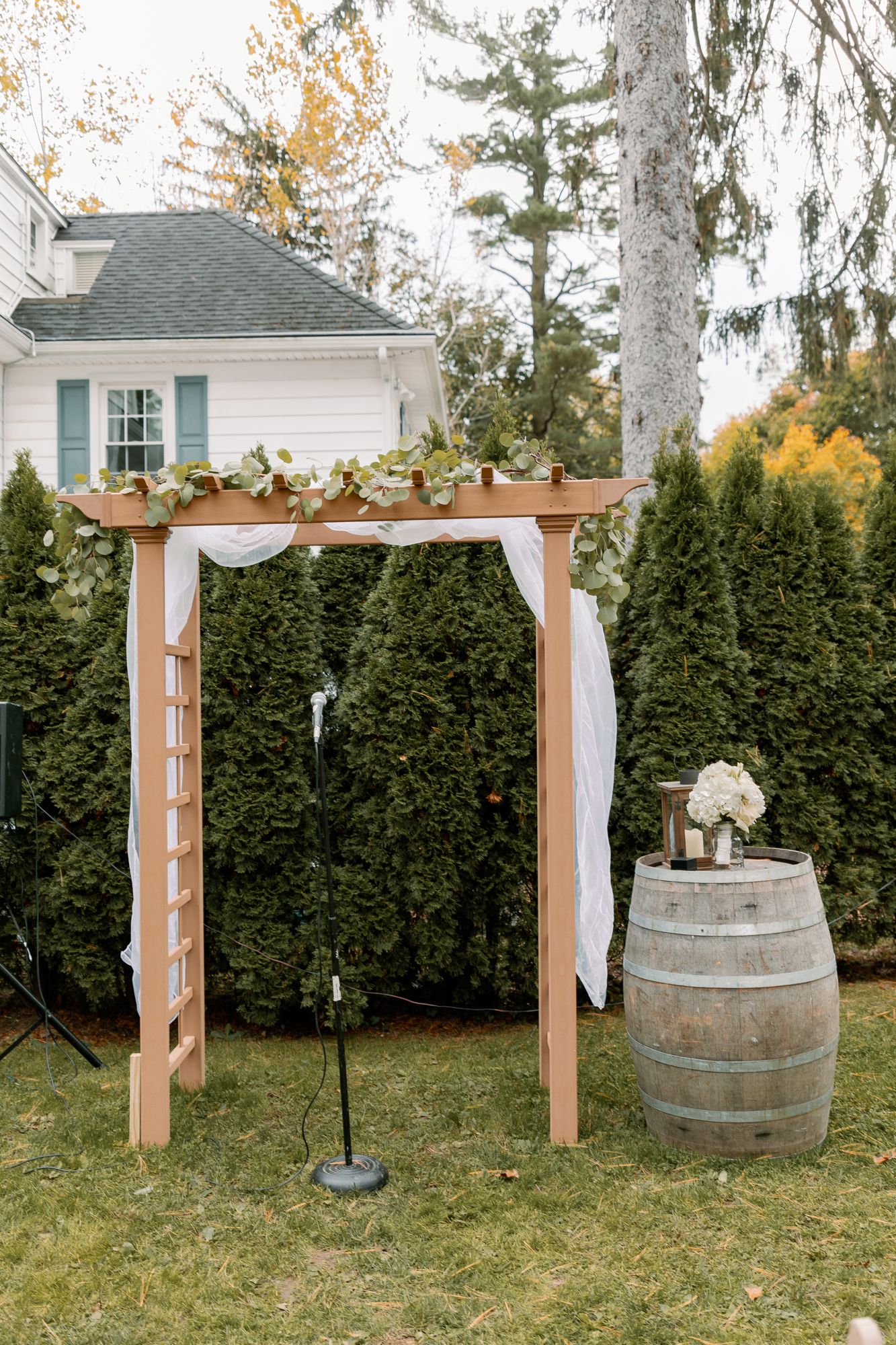Backyard wedding design inspiration in New York