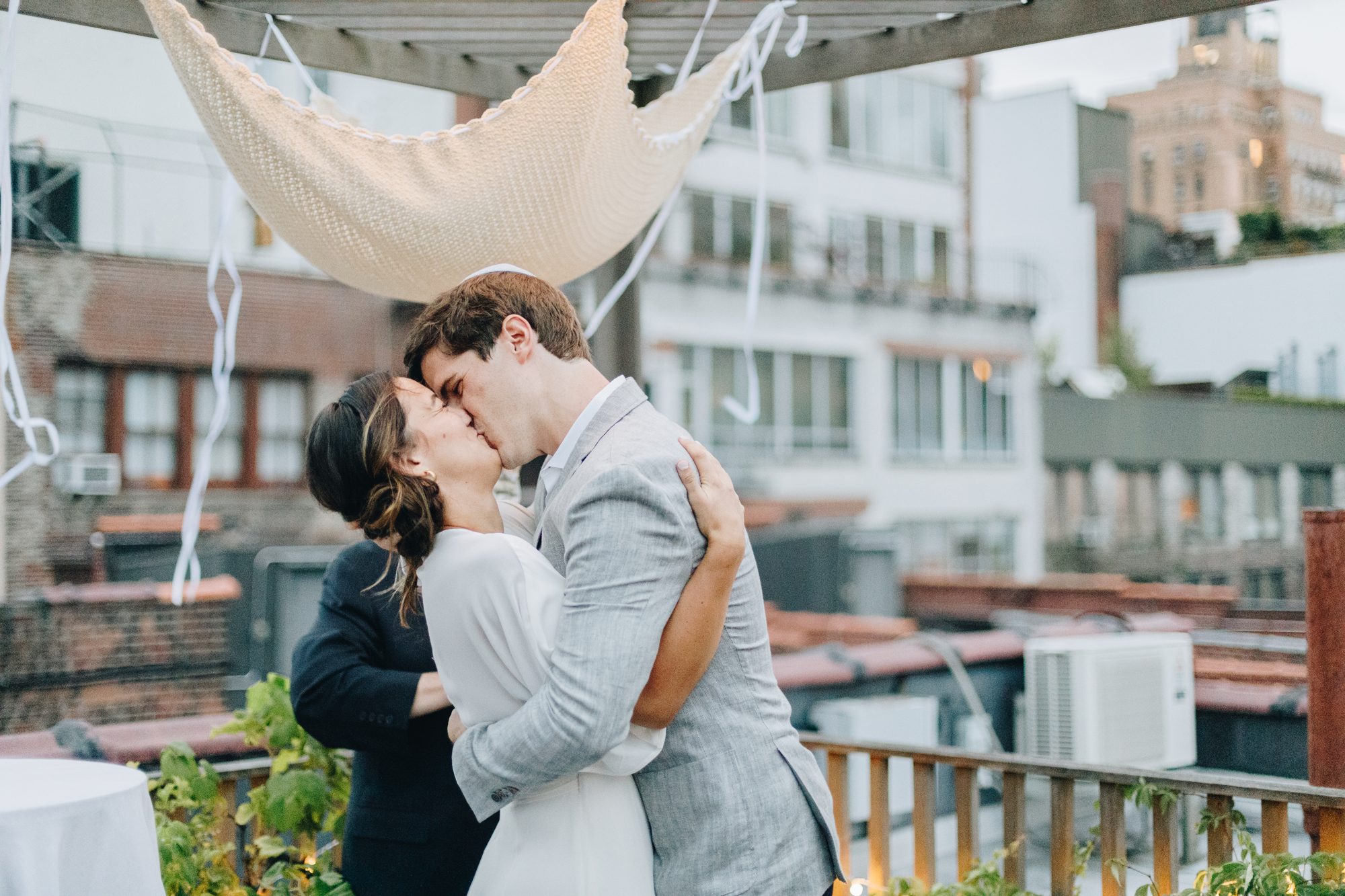Rooftop micro wedding photography in New York City