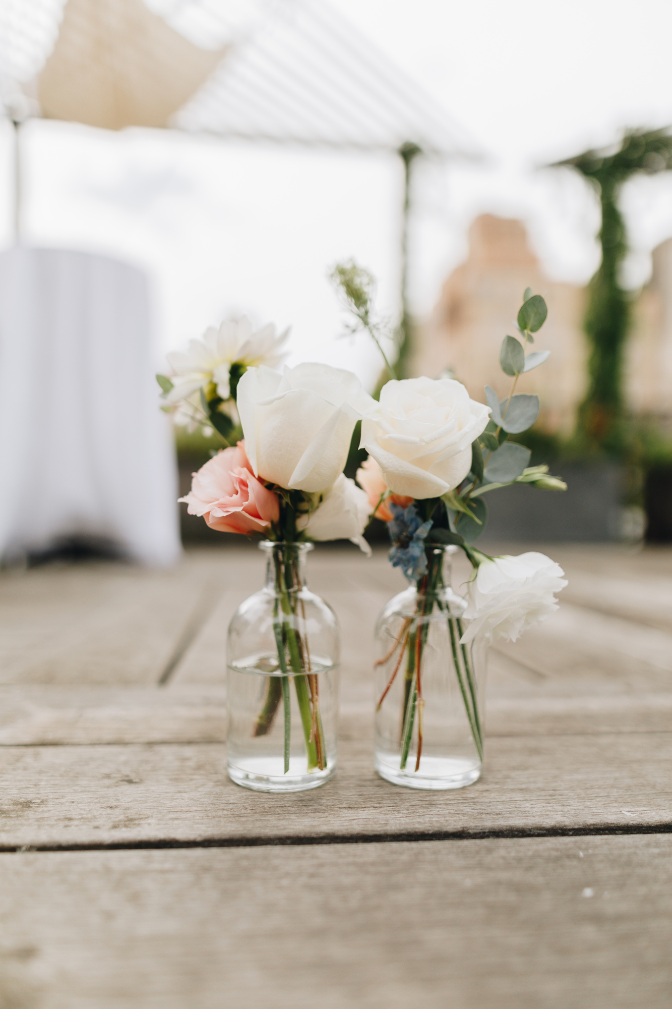 Rosehip Social flowers for micro wedding