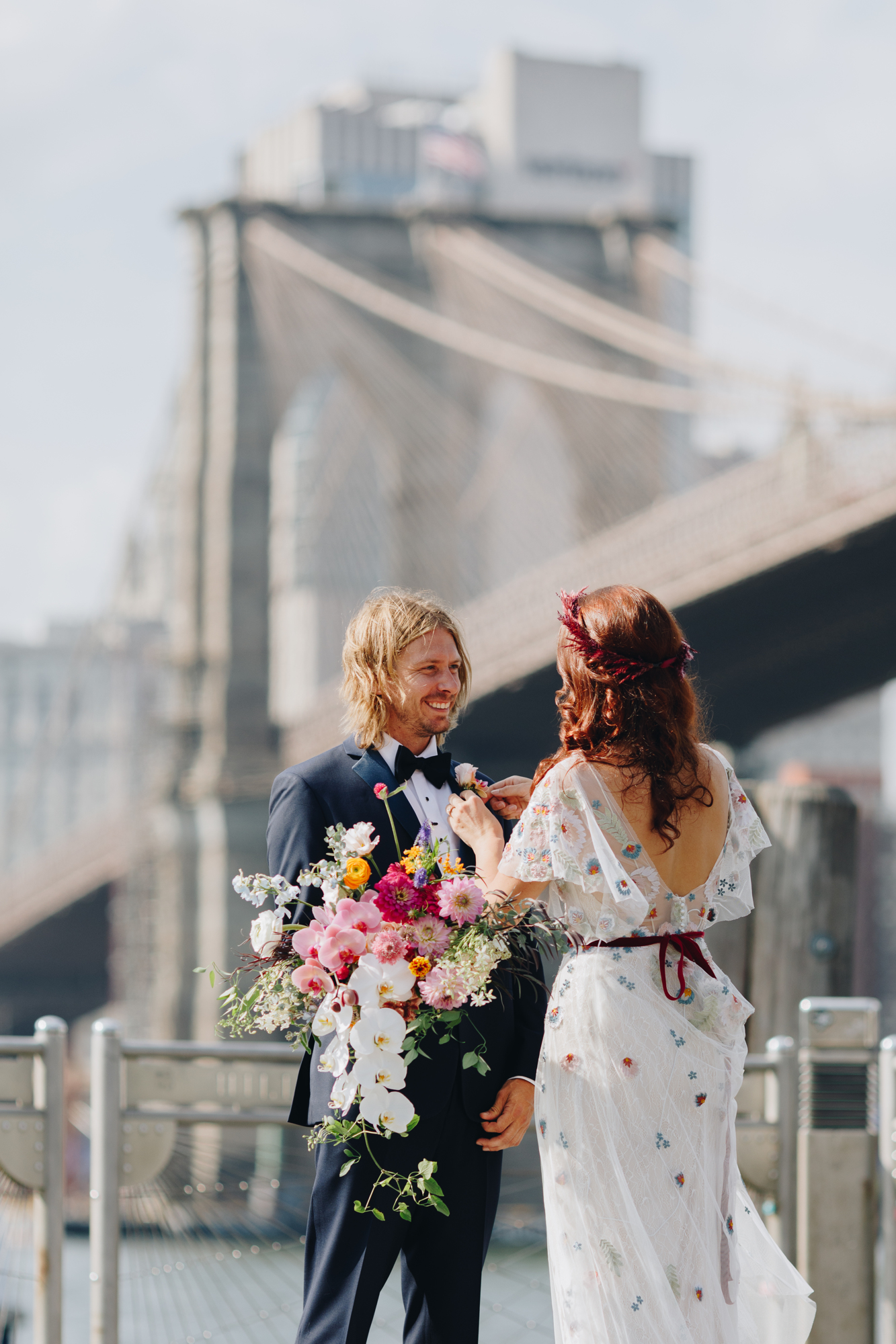 River Café wedding in Brooklyn Bridge Park with skyline views