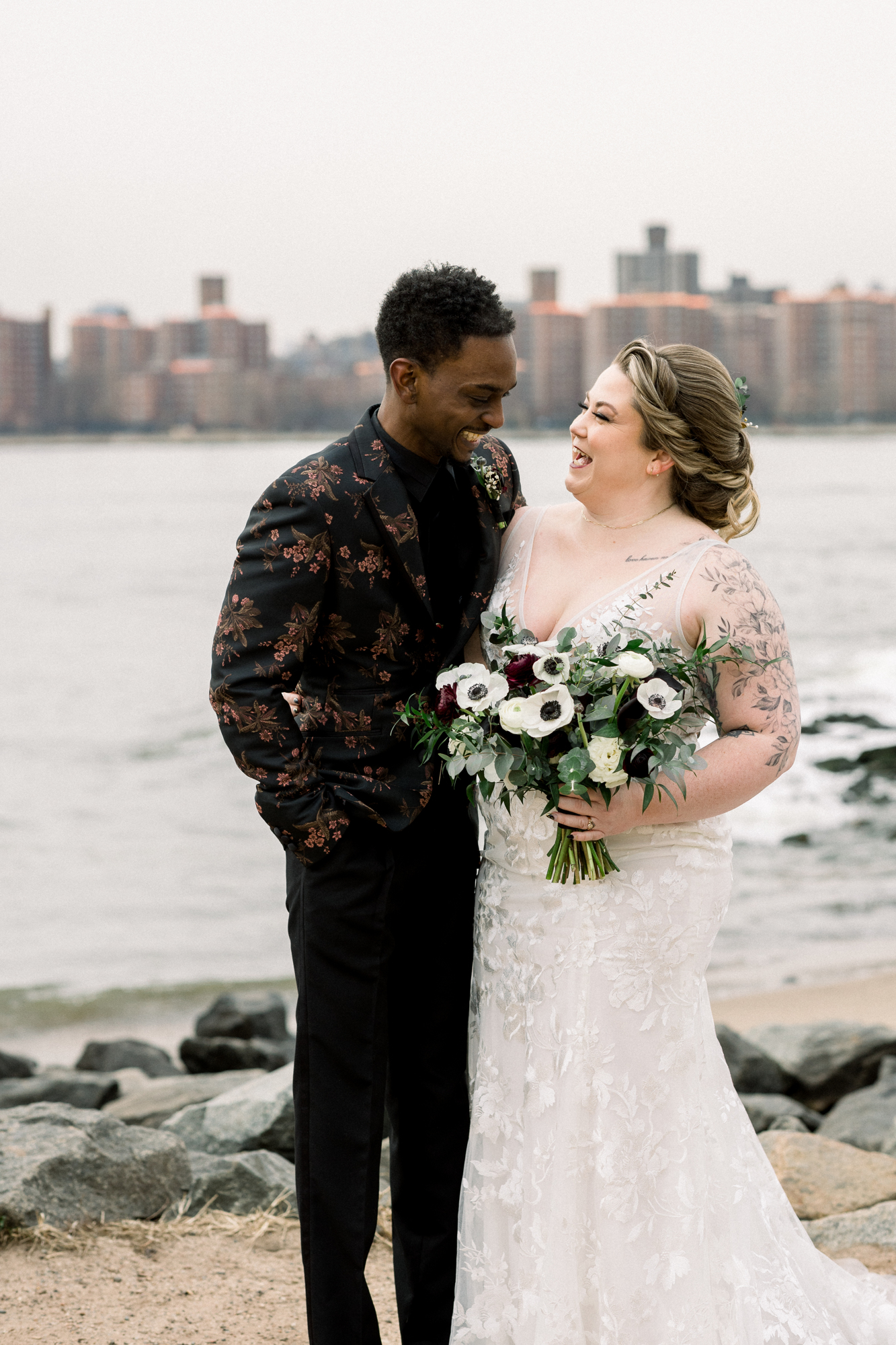 Adorable Wedding Photos in East River State Park