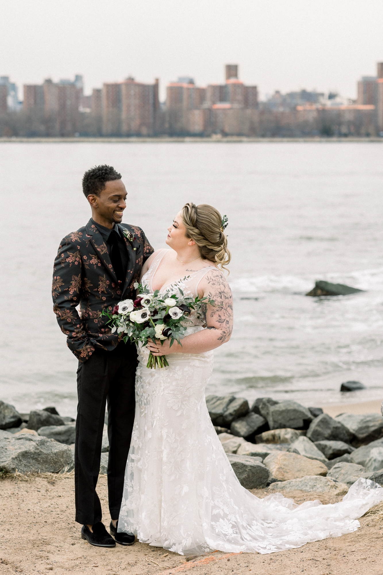 Romantic Wedding Photos in East River State Park