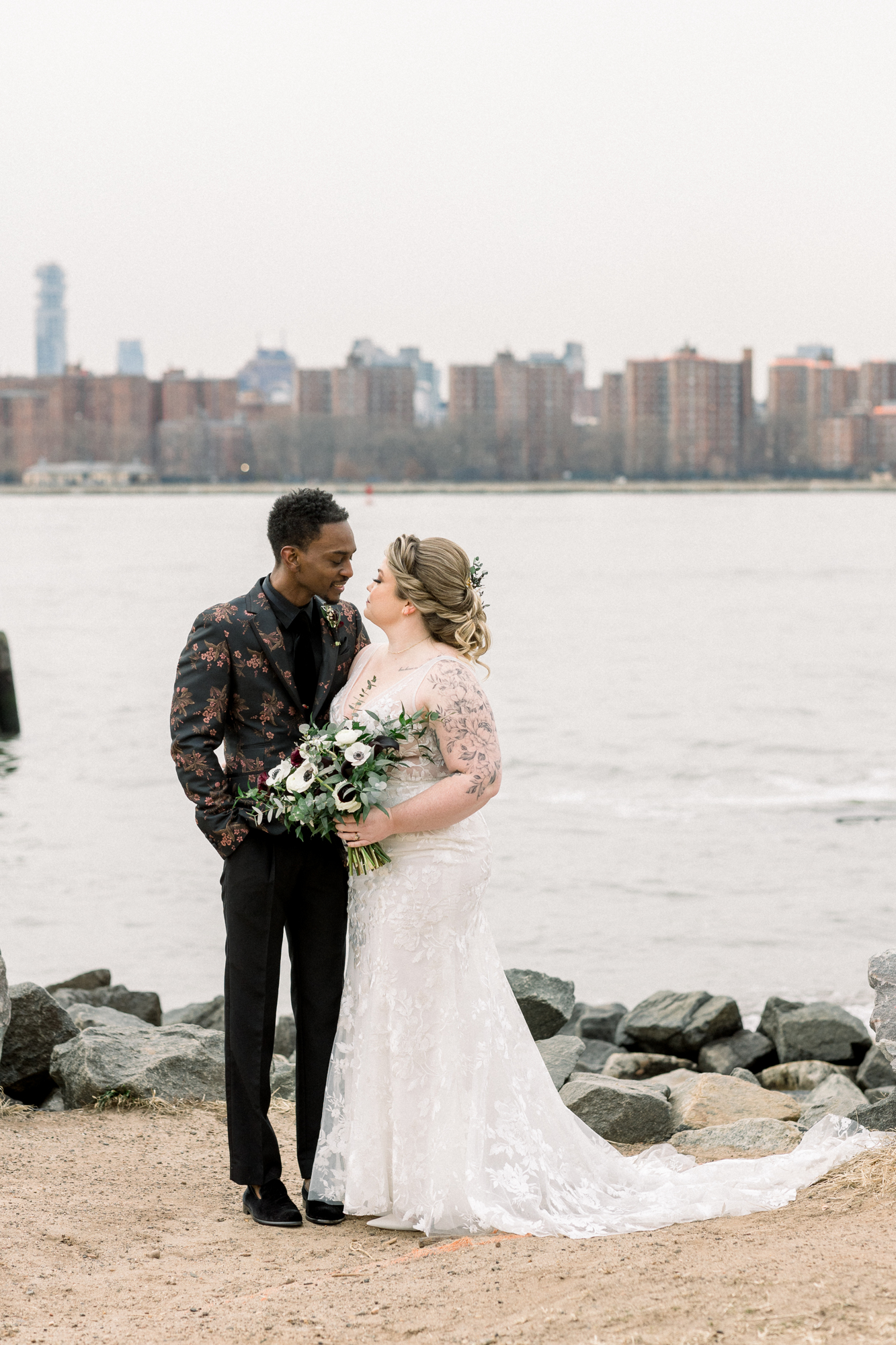 Timeless Wedding Photos in East River State Park