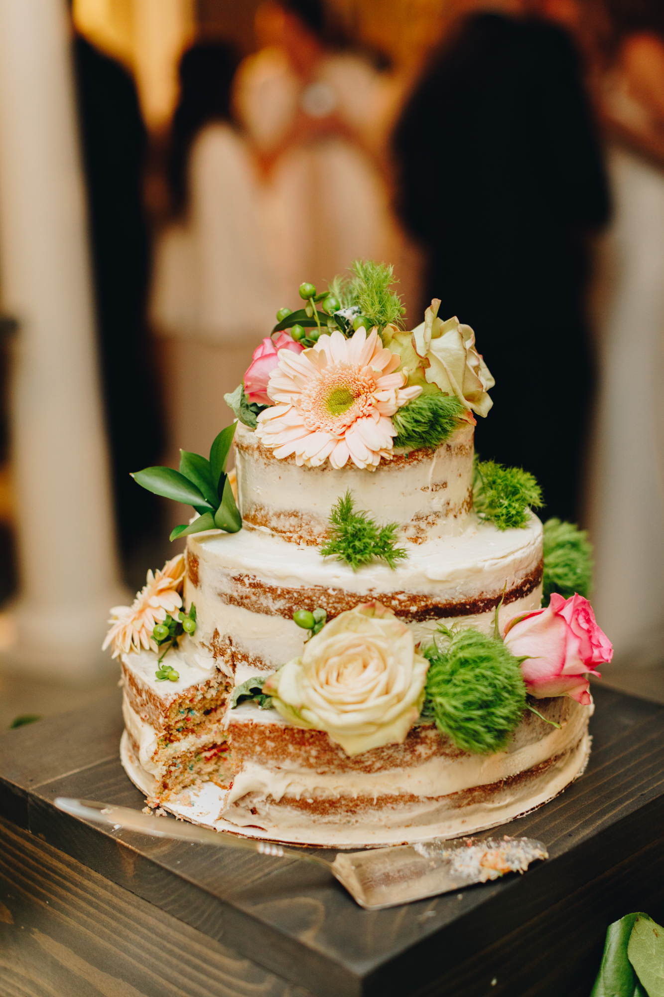 Gorgeous wedding cake from backyard wedding on Long Island