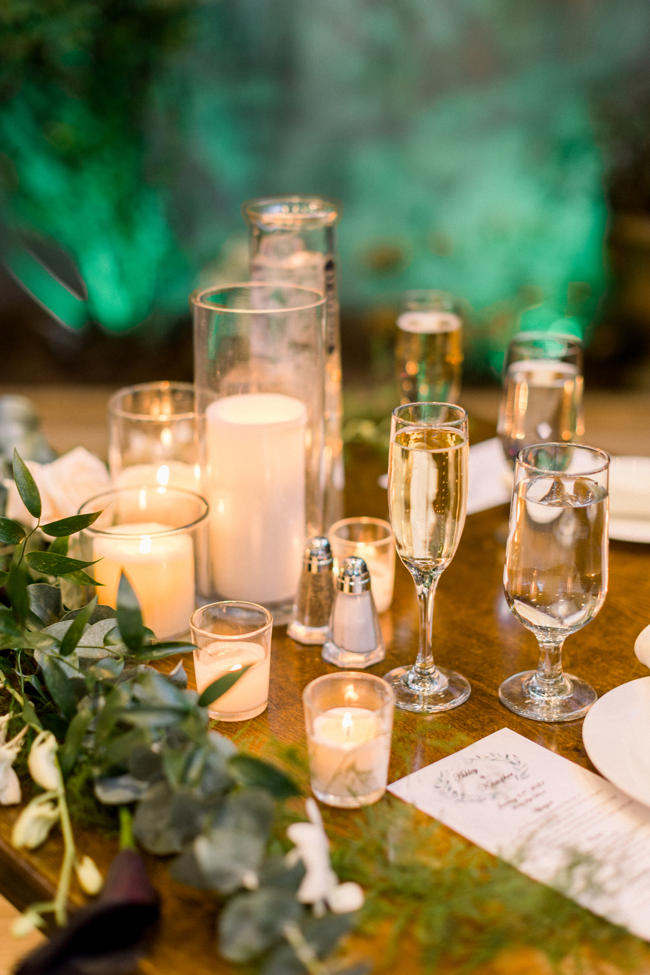 MyMoon wedding reception decor on the tables