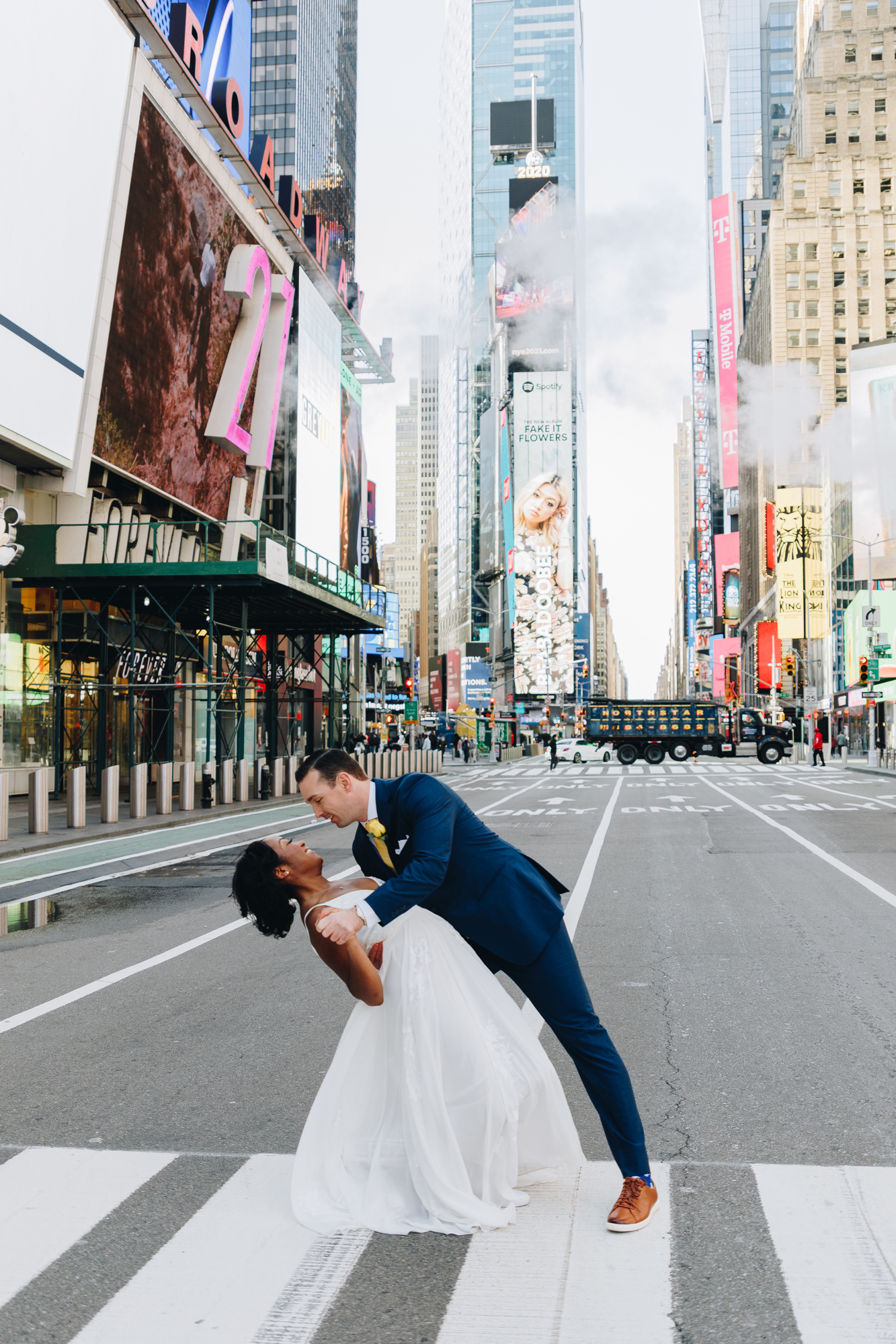 Stunning Times Square Wedding Photos in NYC