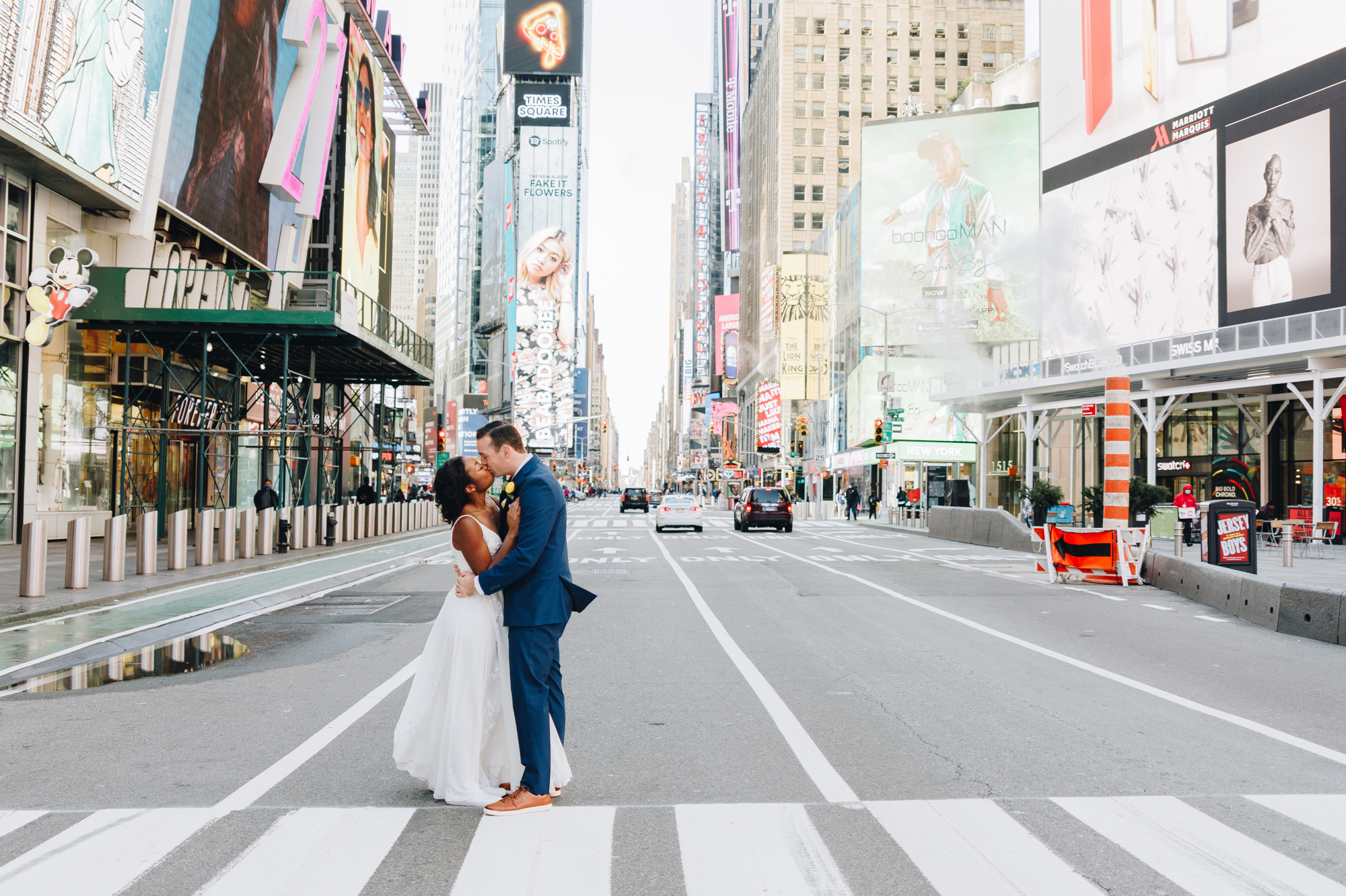 Beautiful Times Square Wedding Photos in New York