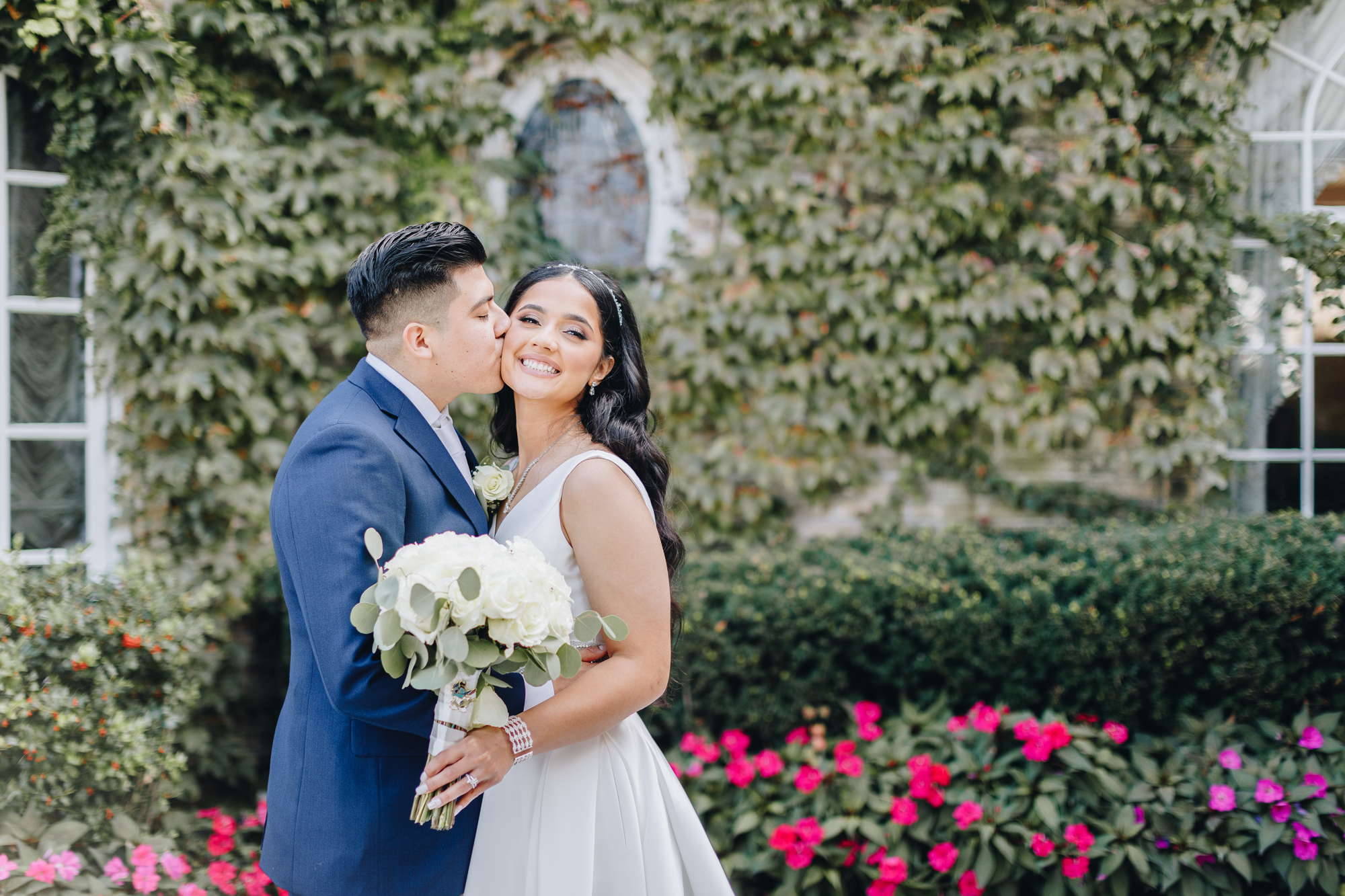 Romantic wedding photos at the Brownstone in NJ
