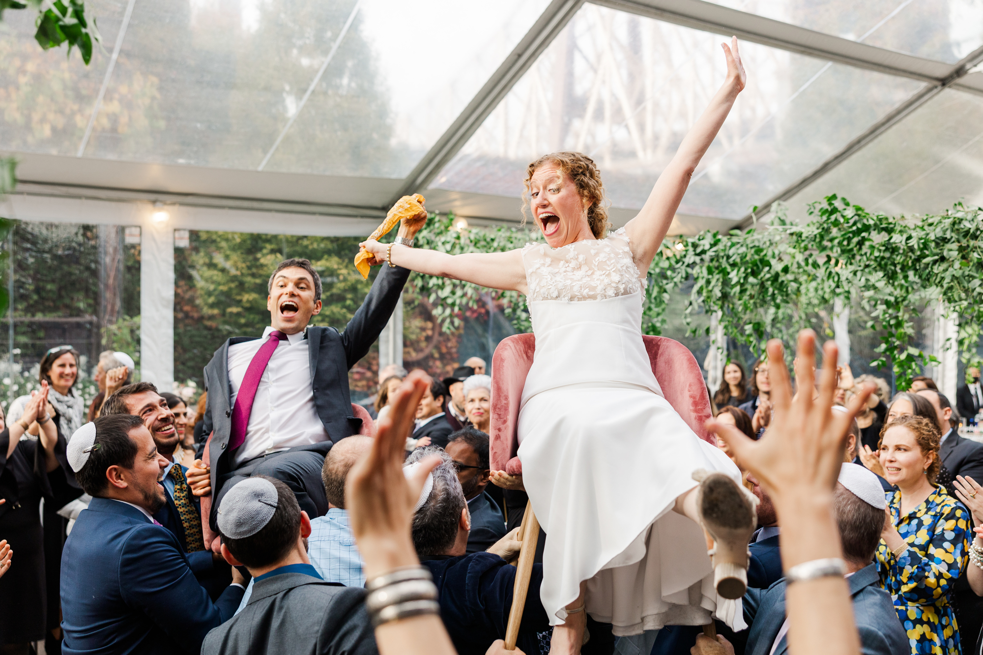 Dazzling Fall Wedding Photos at The Foundry in Long Island City