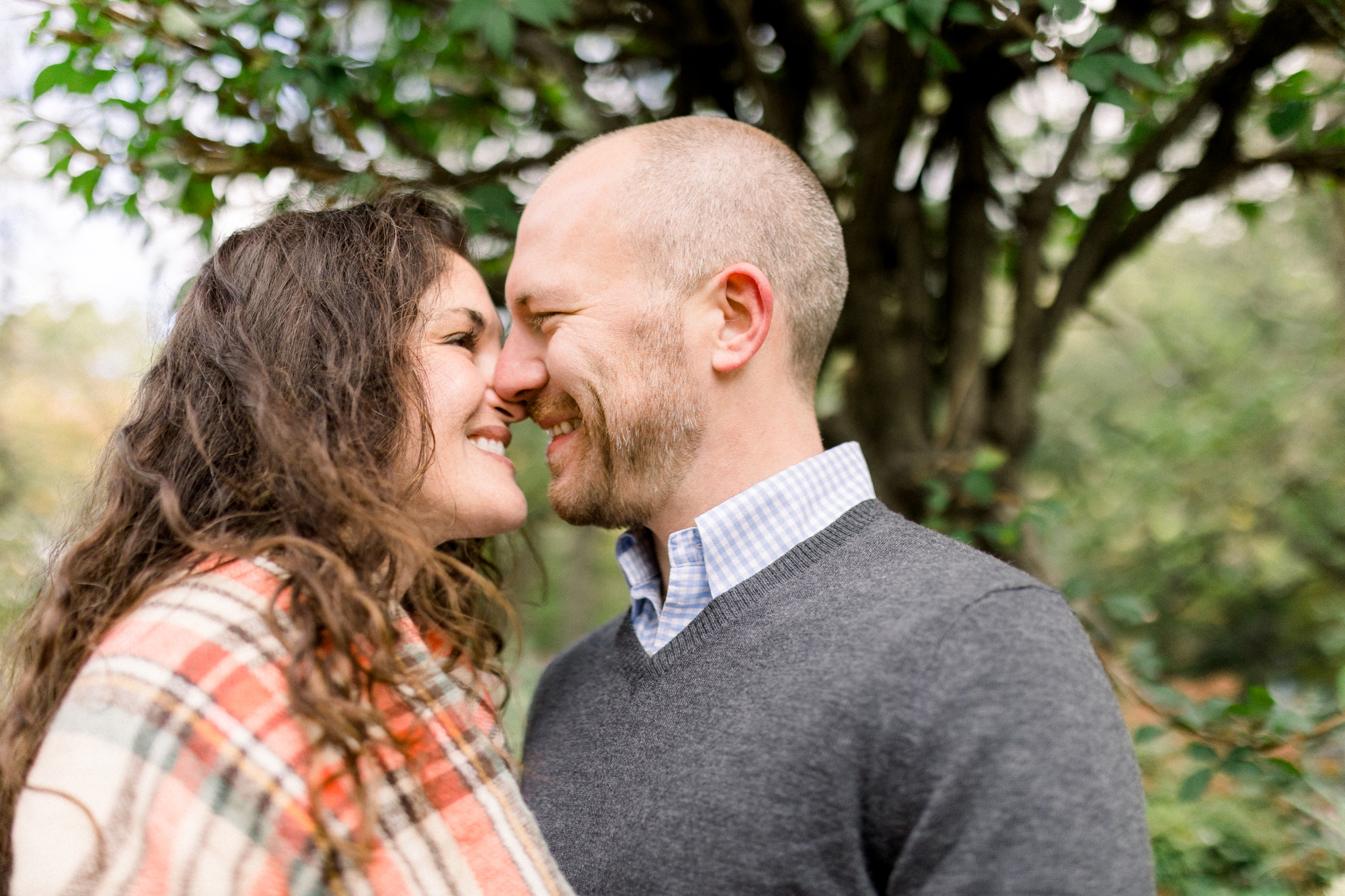 Comfortable Fall Riverside Park Engagement Photography