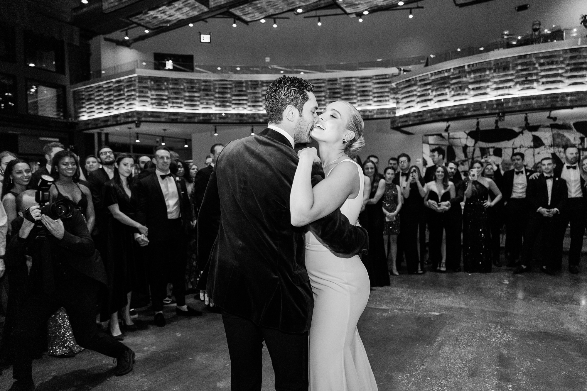 Brilliant New York City Winery Wedding Photos