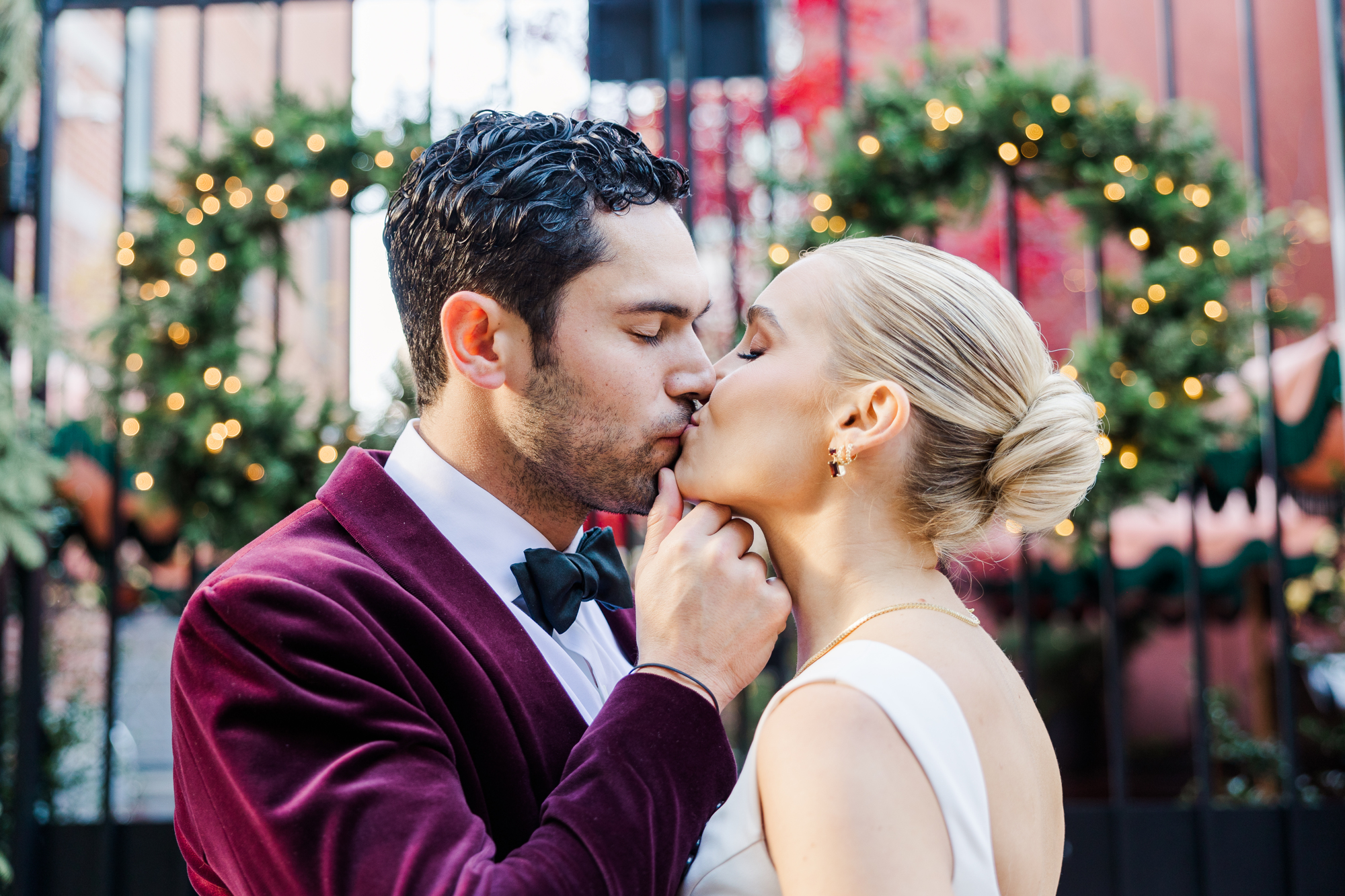 Jaw-Dropping New York Wedding Photography at City Winery