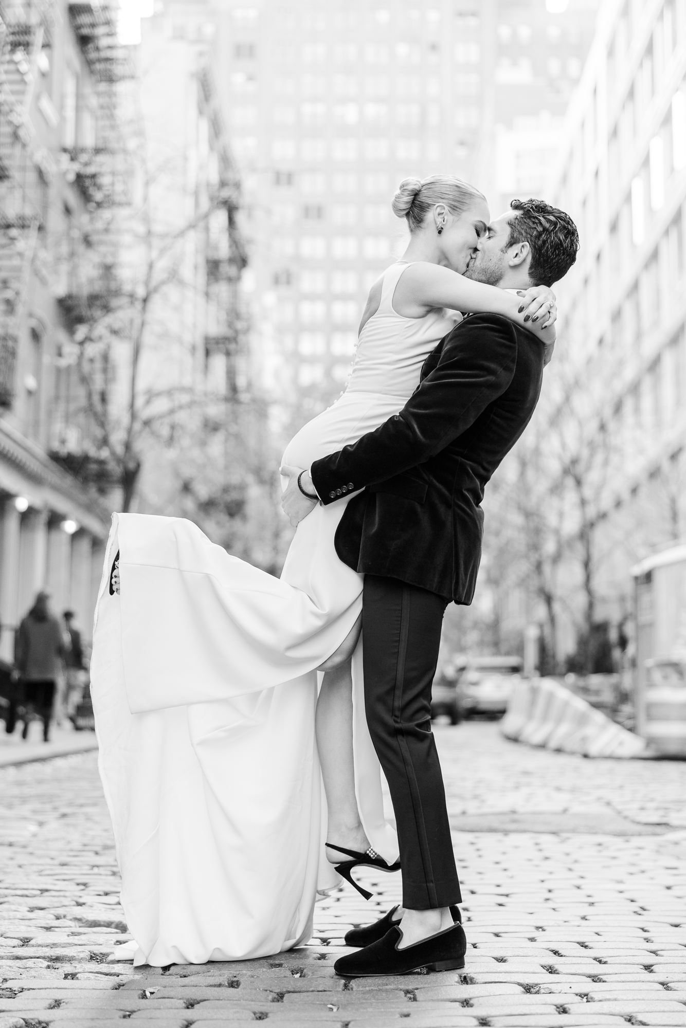 Awe-Inspiring New York Wedding Photography at City Winery