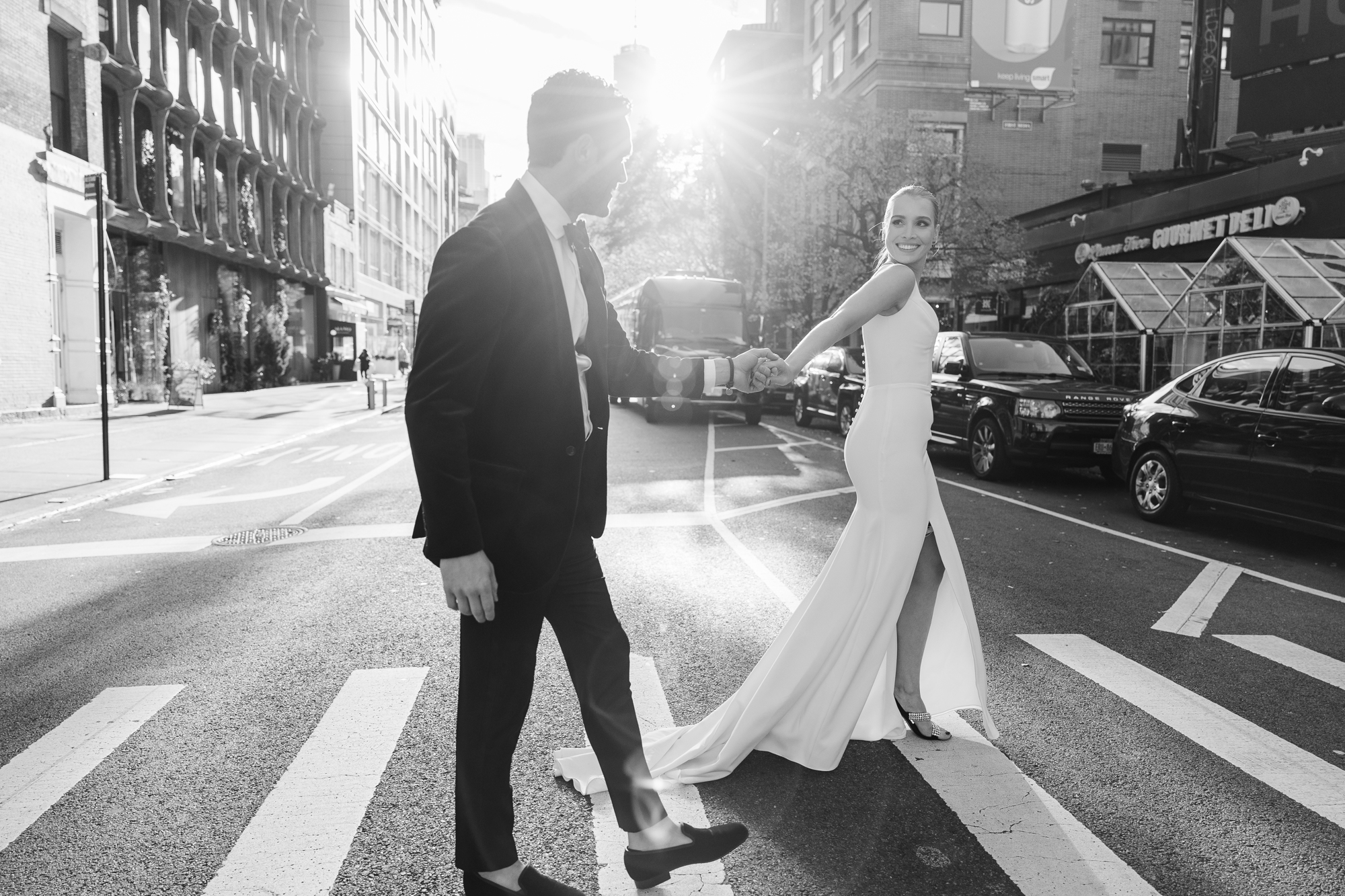 Bright New York Wedding Photography at City Winery