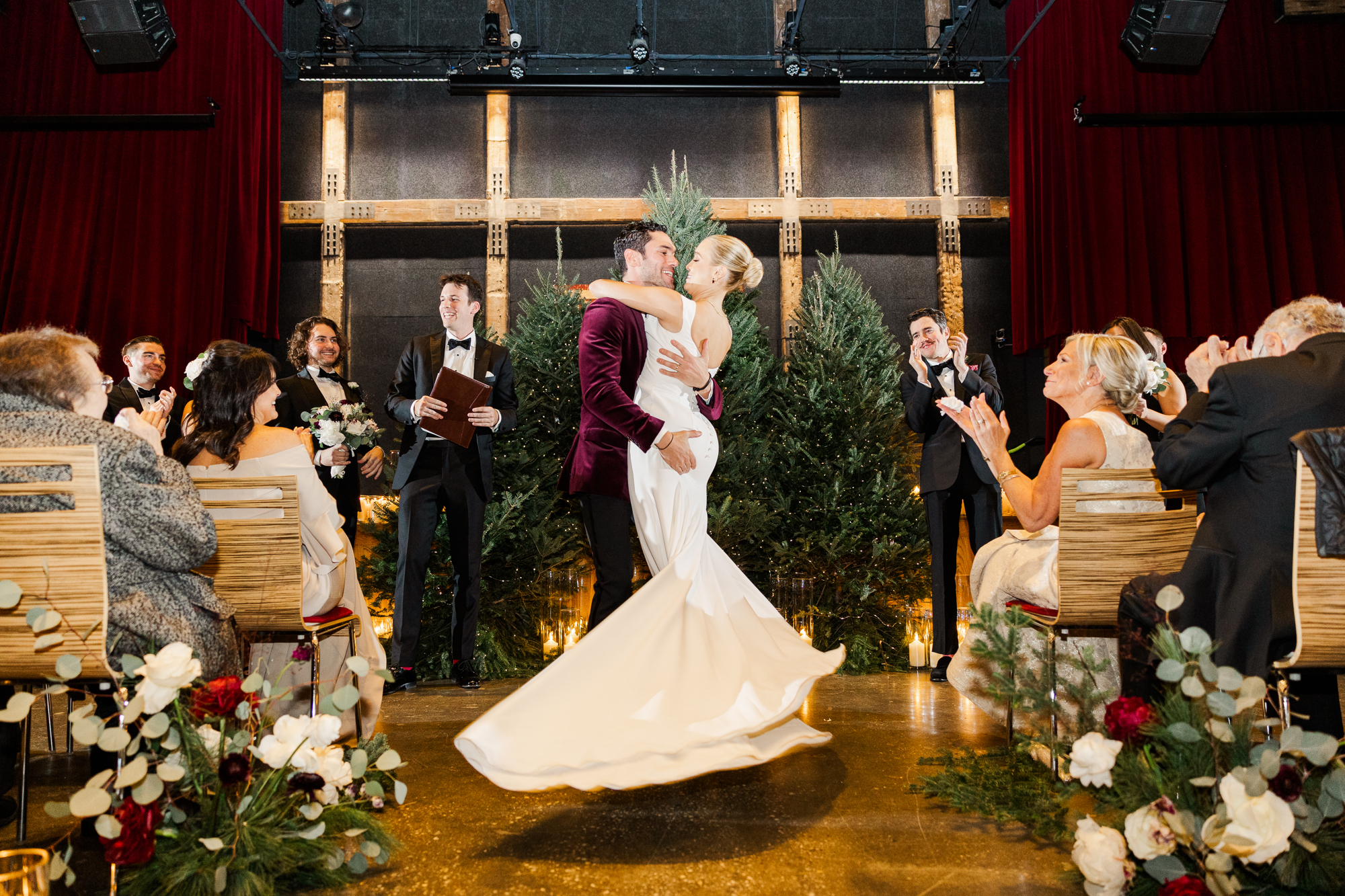 Unforgettable New York Wedding Photography at City Winery