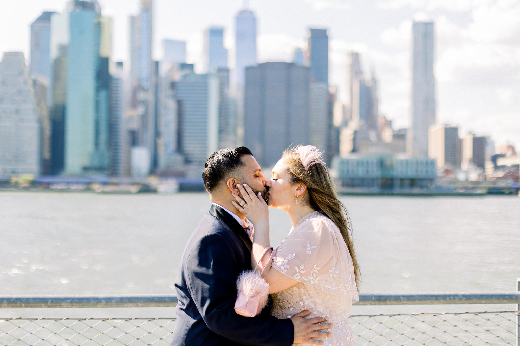 Scenic Wedding Photos in New York's Brooklyn Bridge Park