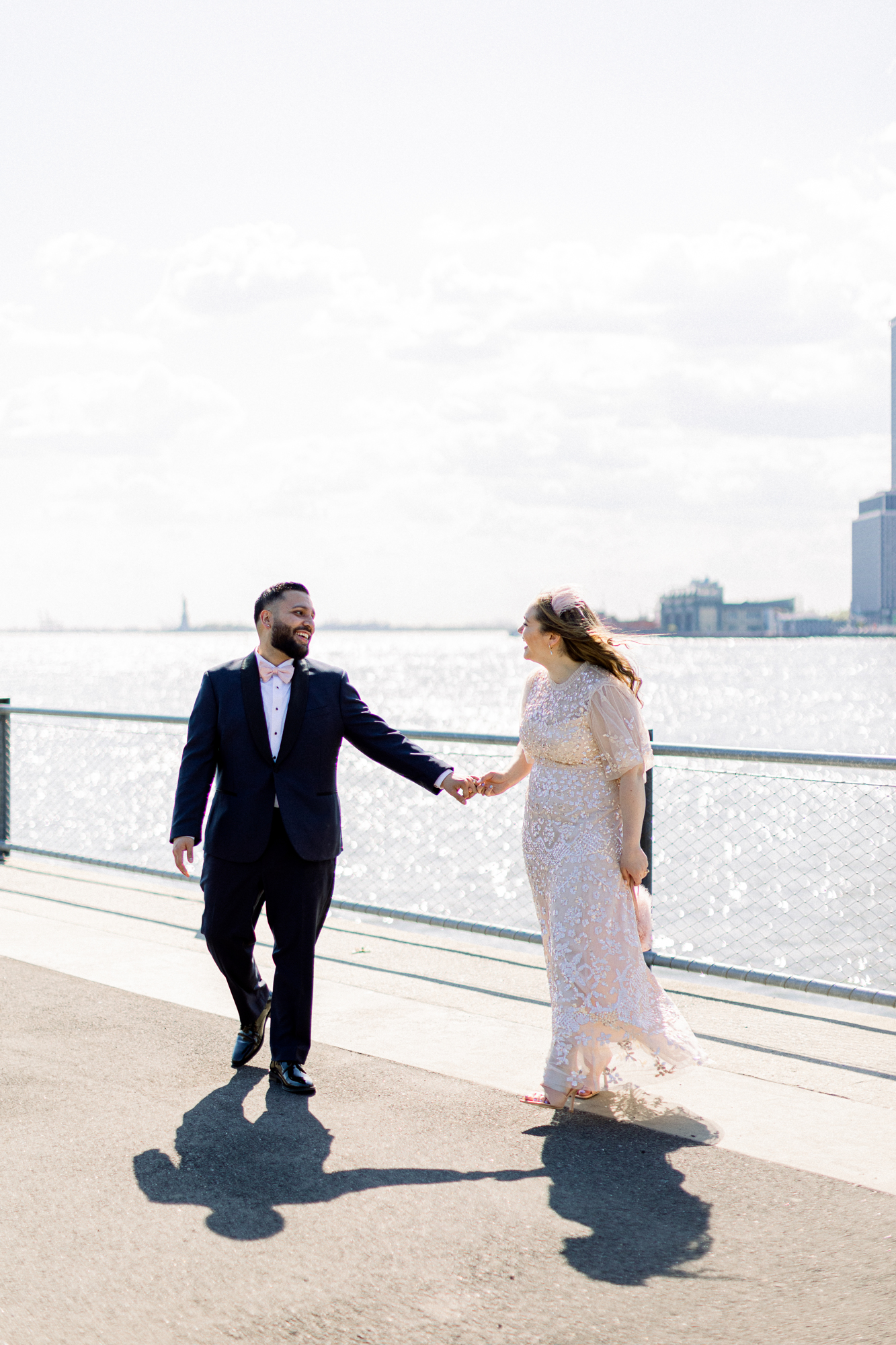 Beautiful Wedding Photos in New York's Brooklyn Bridge Park