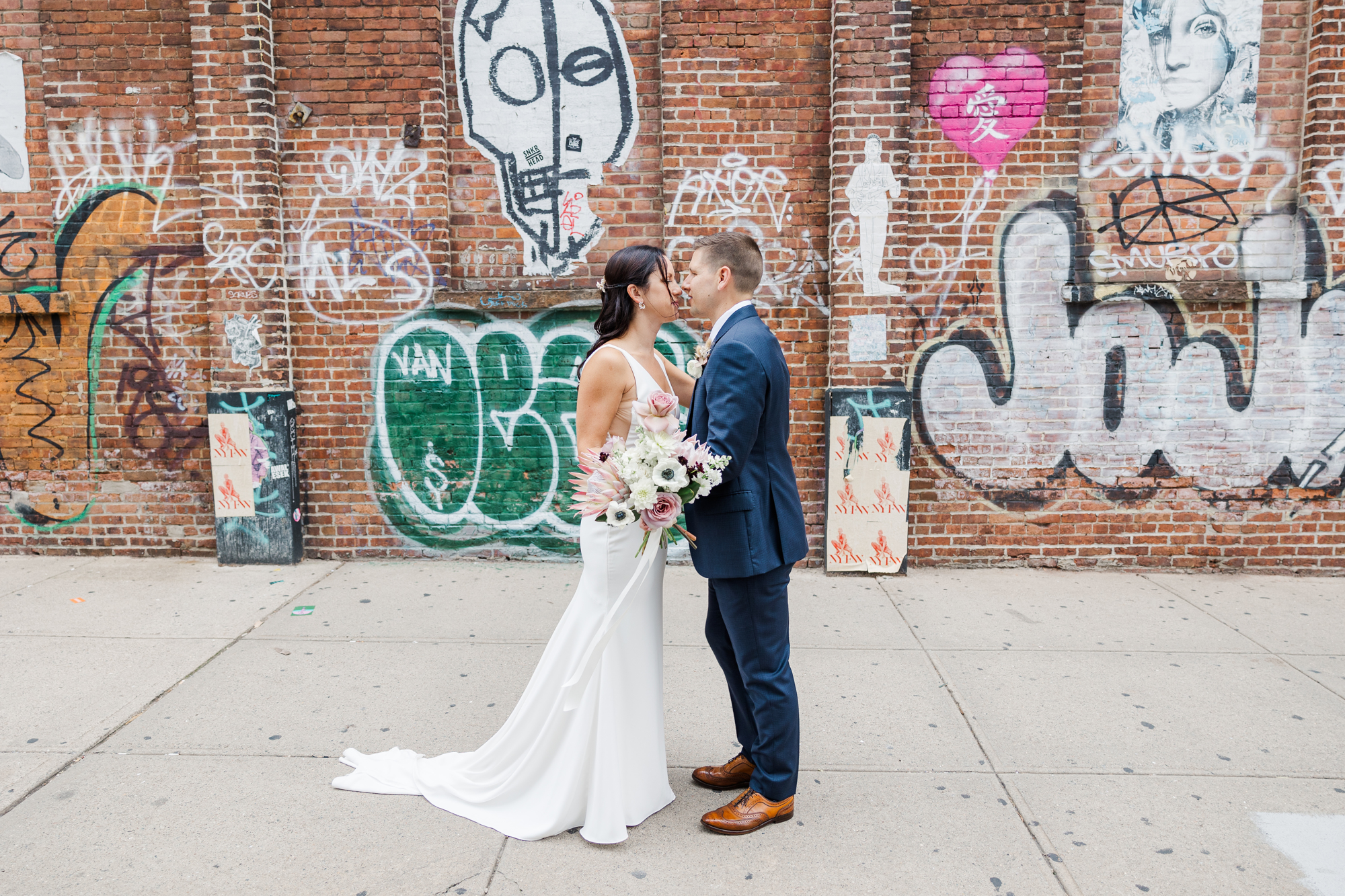 Brilliant MyMoon Wedding Photography in Summery Brooklyn
