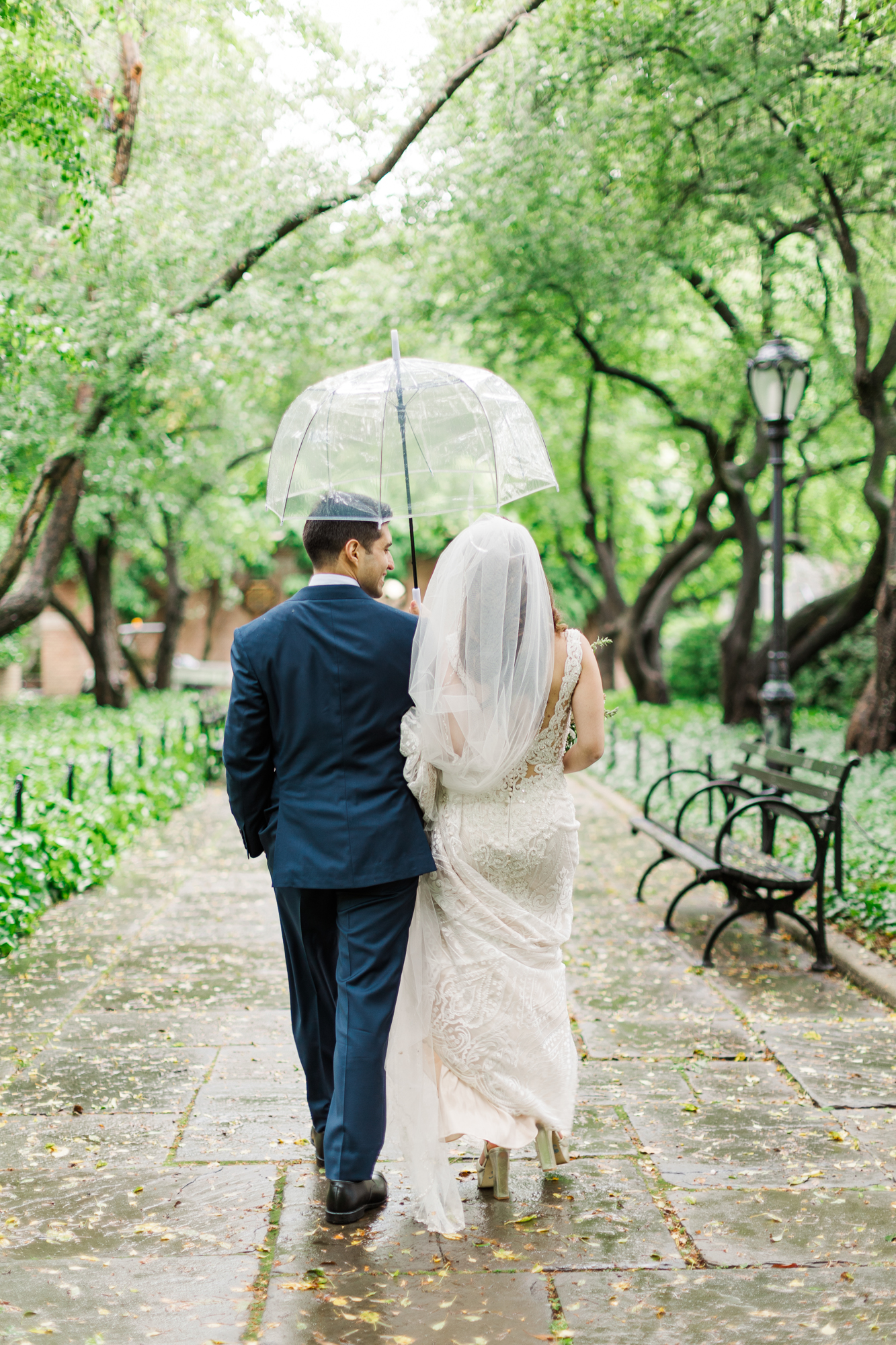 Vivid New York Wedding Photos in Conservatory Garden