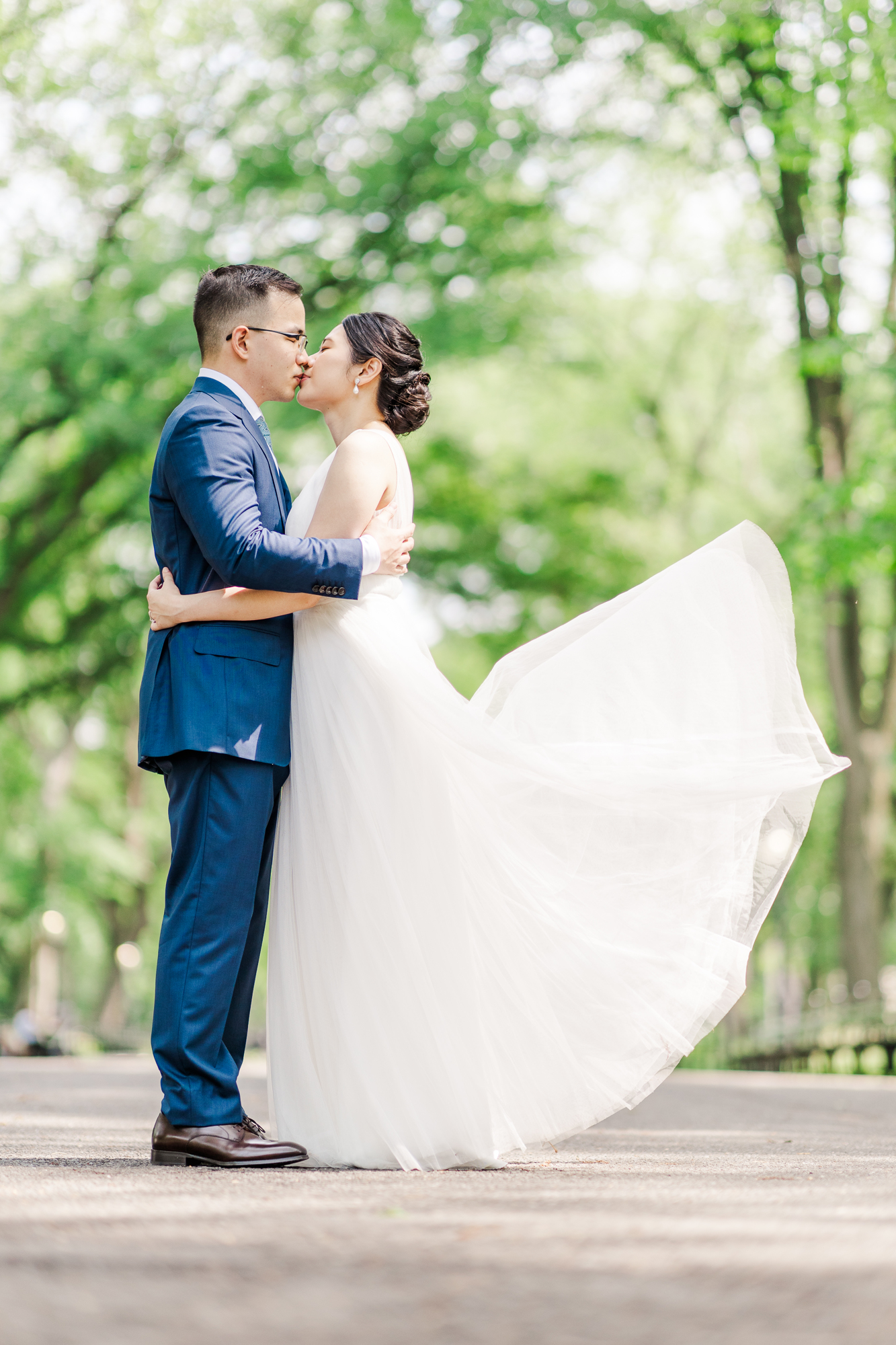 Fun Photos of New York Elopement in DUMBO and Central Park