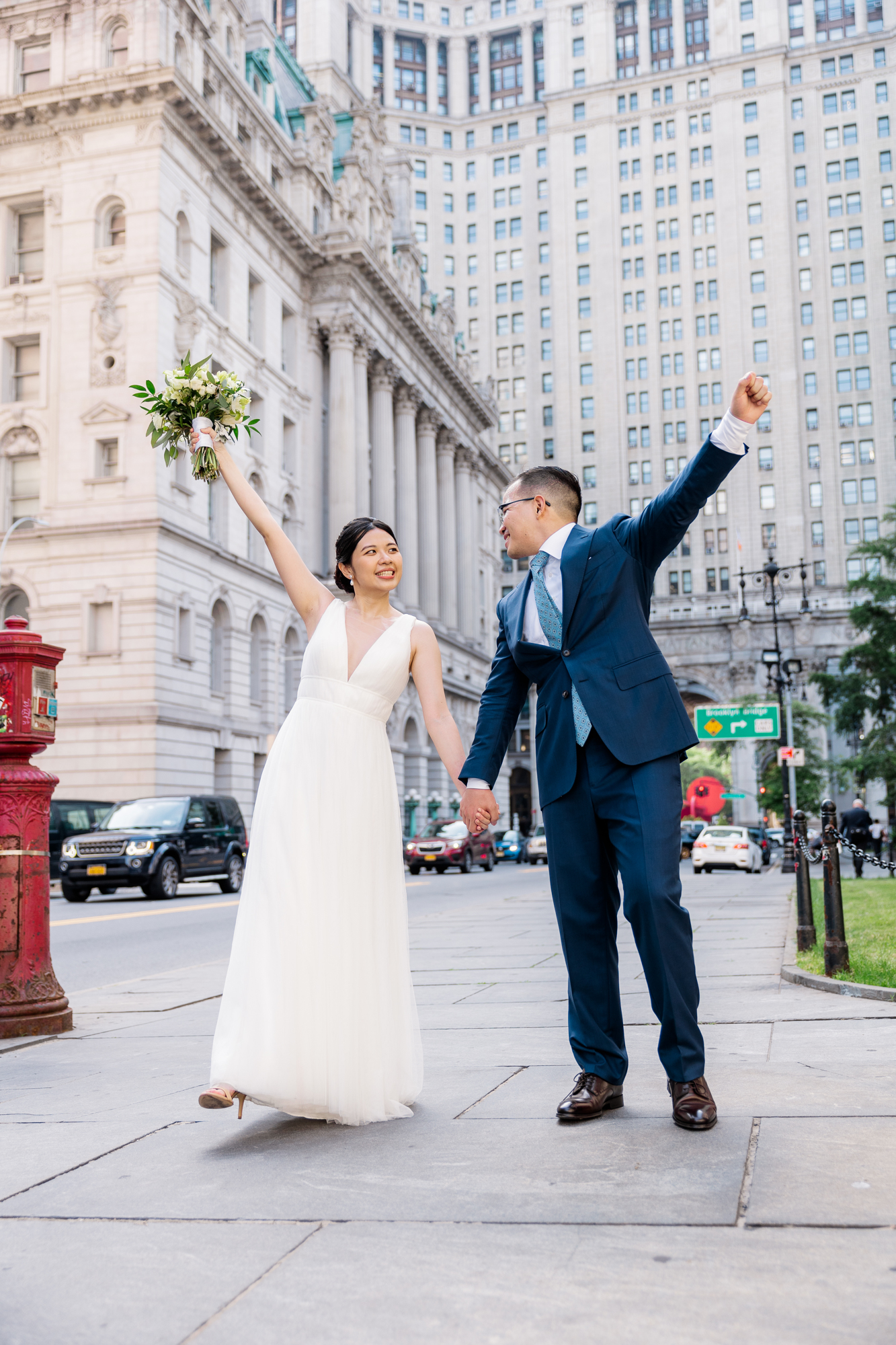 Memorable Photos of New York Elopement in DUMBO and Central Park