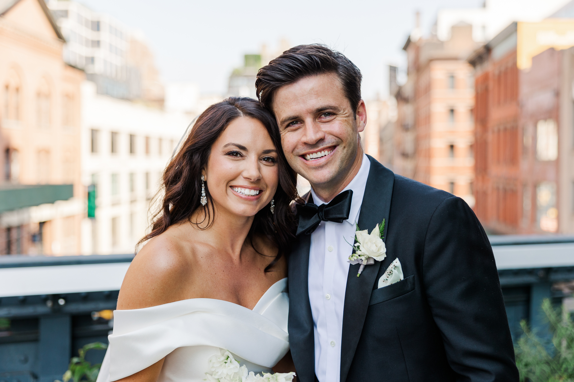 Sensational Big Green Building Wedding Photos in Brooklyn, NY