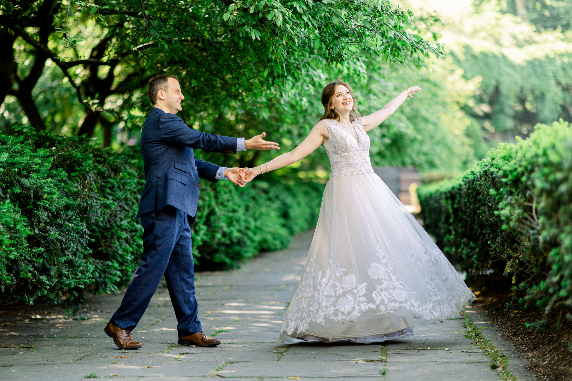 Romantic Summer Wedding Photos at the Conservatory Garden in Central Park New York