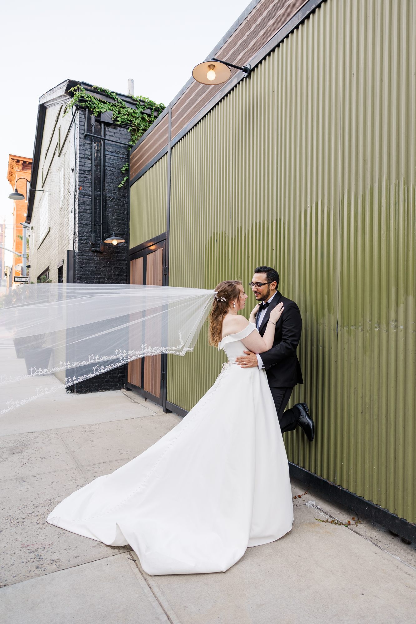 Charming Rustic Green Building Wedding Photos