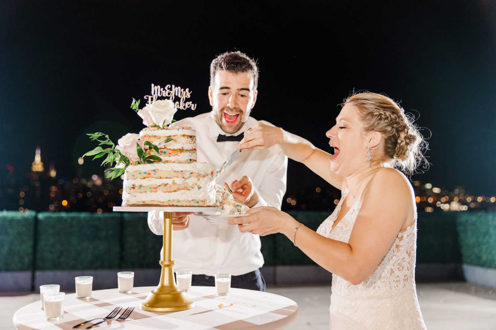 Small and Intimate Bridgepoint Wedding in Brooklyn with NYC Skyline