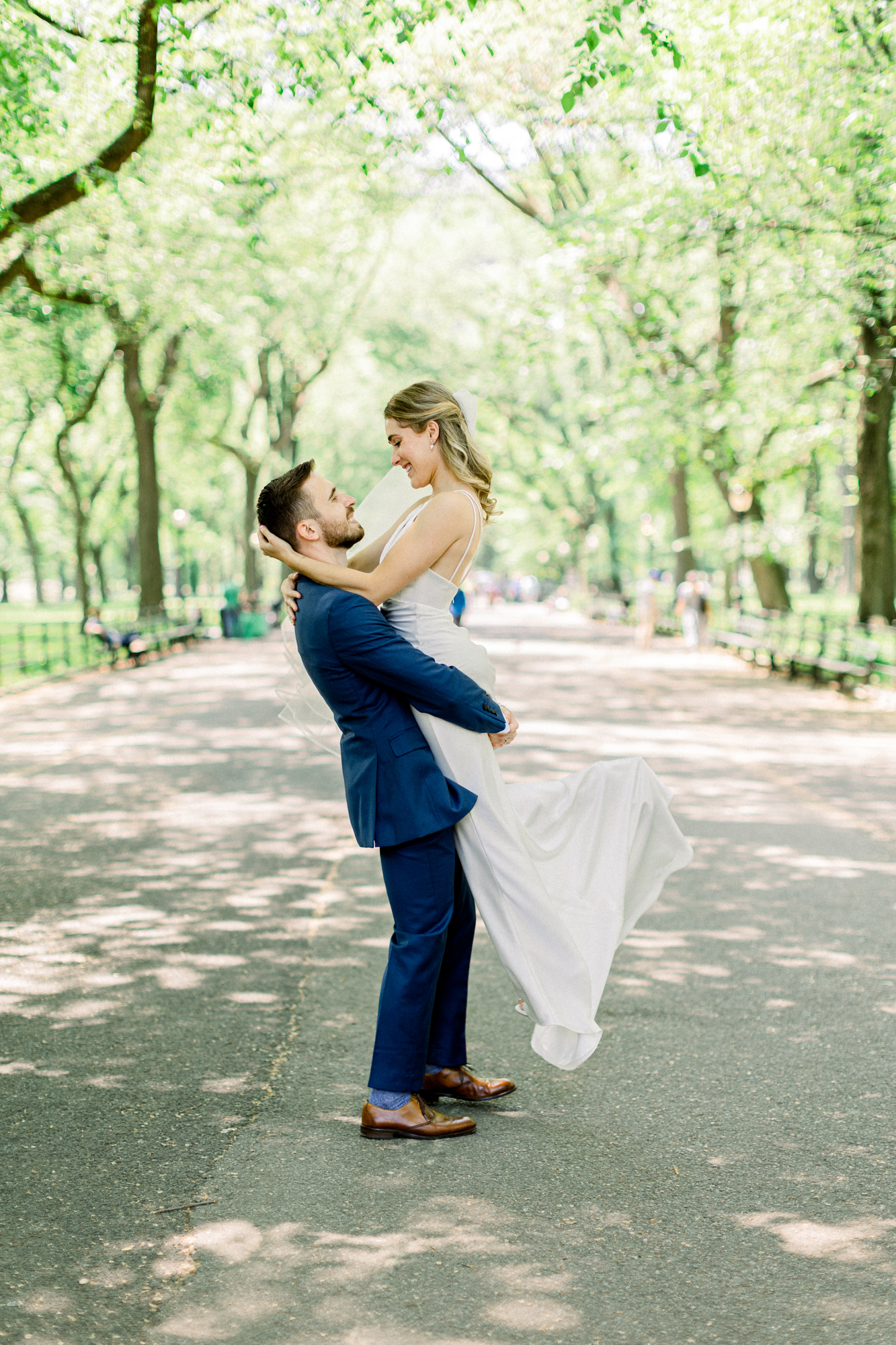 Romantic Wisteria Pergola Elopement Photos in New York\'s Central Park