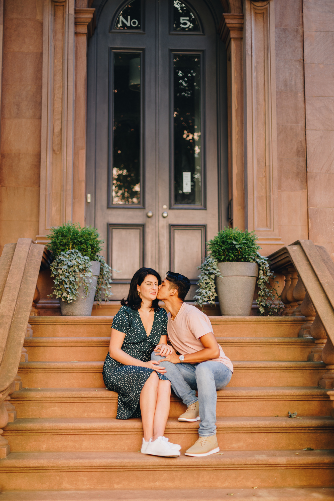 Touching Brooklyn Heights Promenade Engagement Photos in Summery New York
