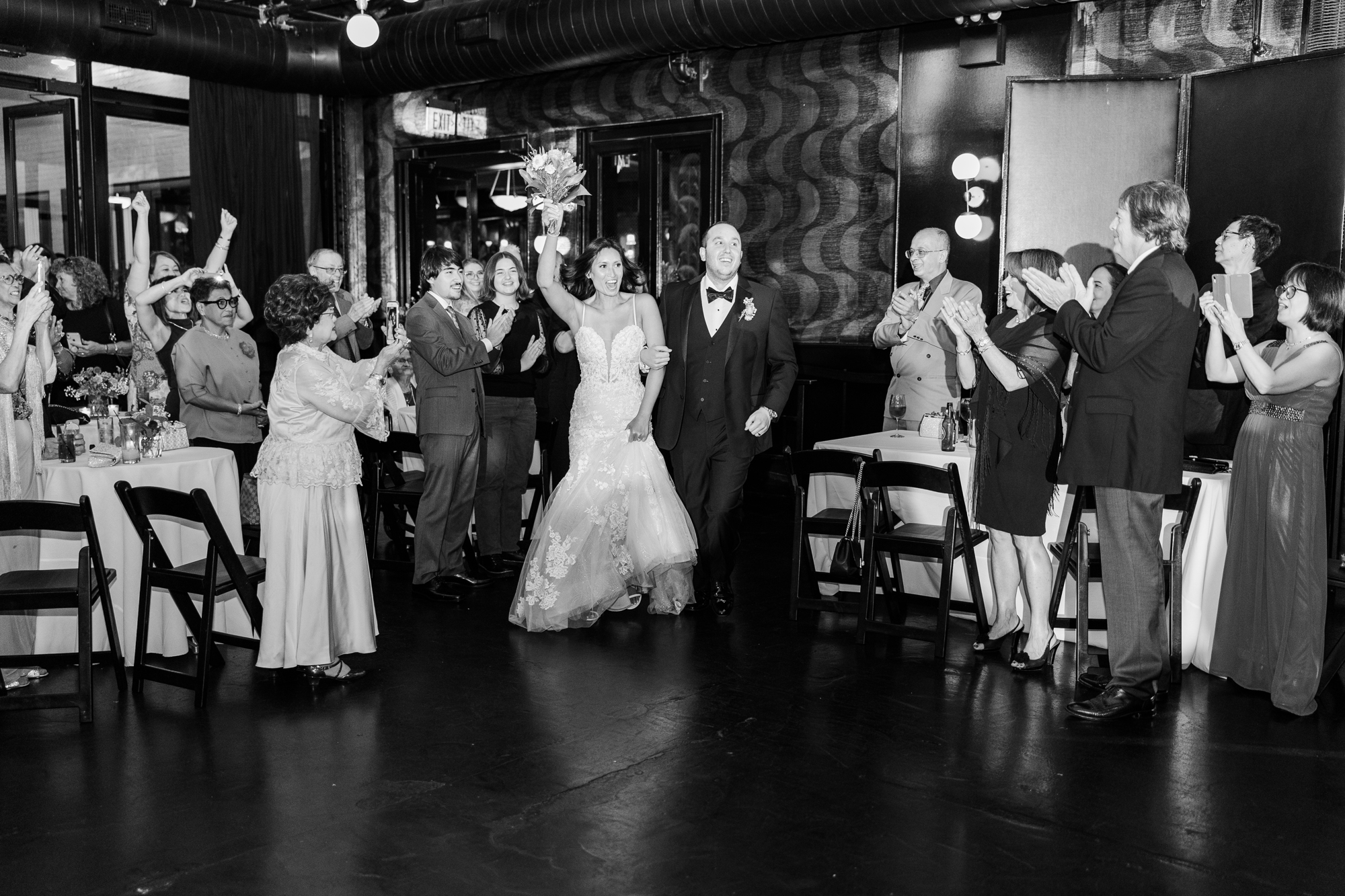 Timeless Brooklyn Wedding Photos at 501 Union