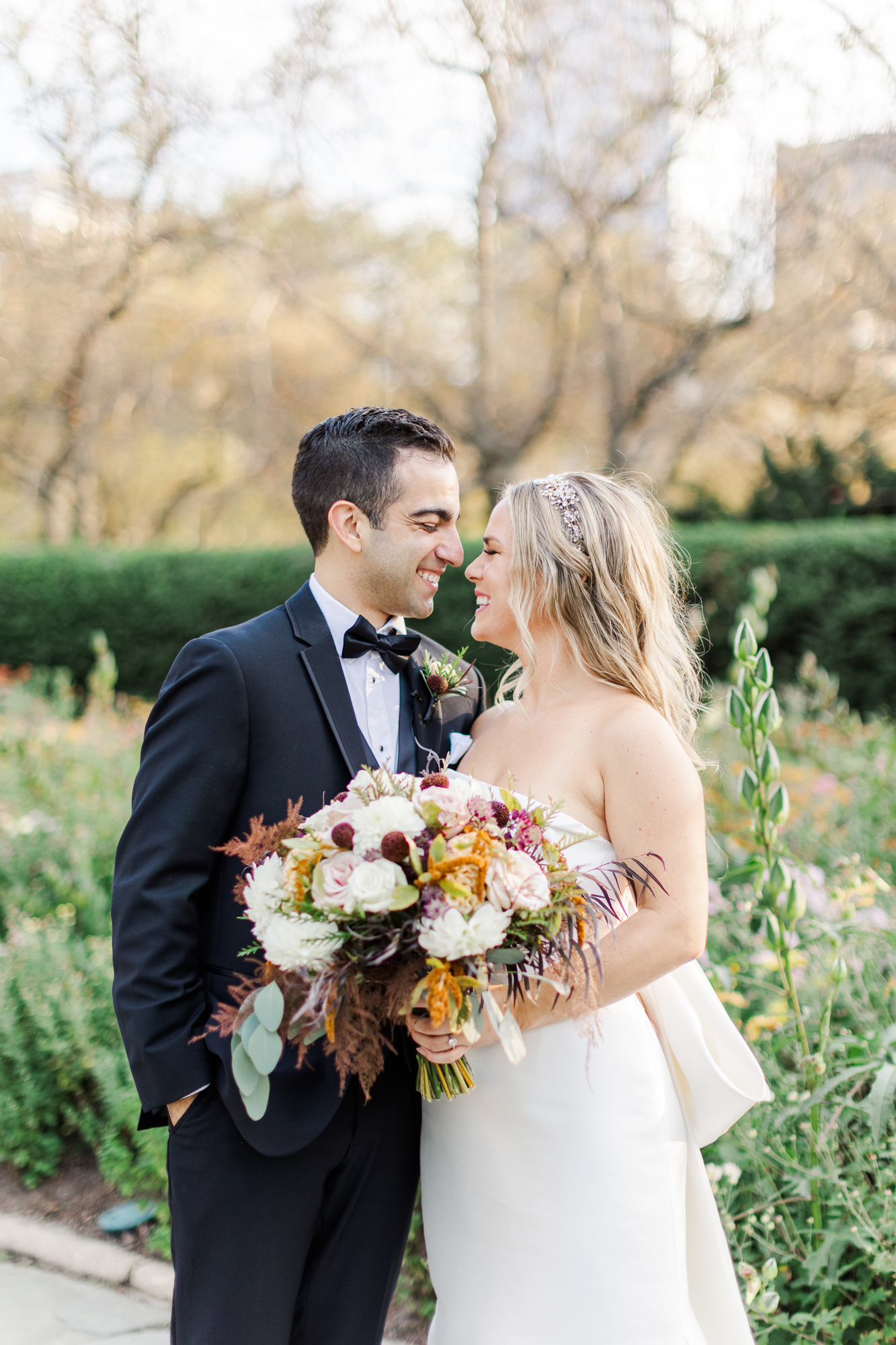 Jaw-Dropping Central Park Zoo Wedding Photos