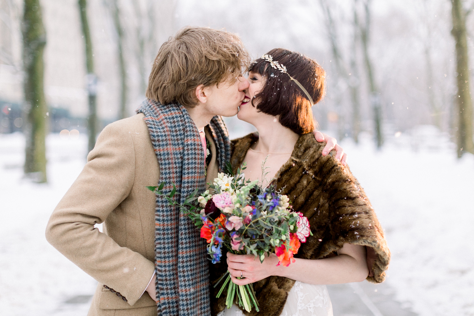 Romantic NYC Winter Wedding in Riverside Park
