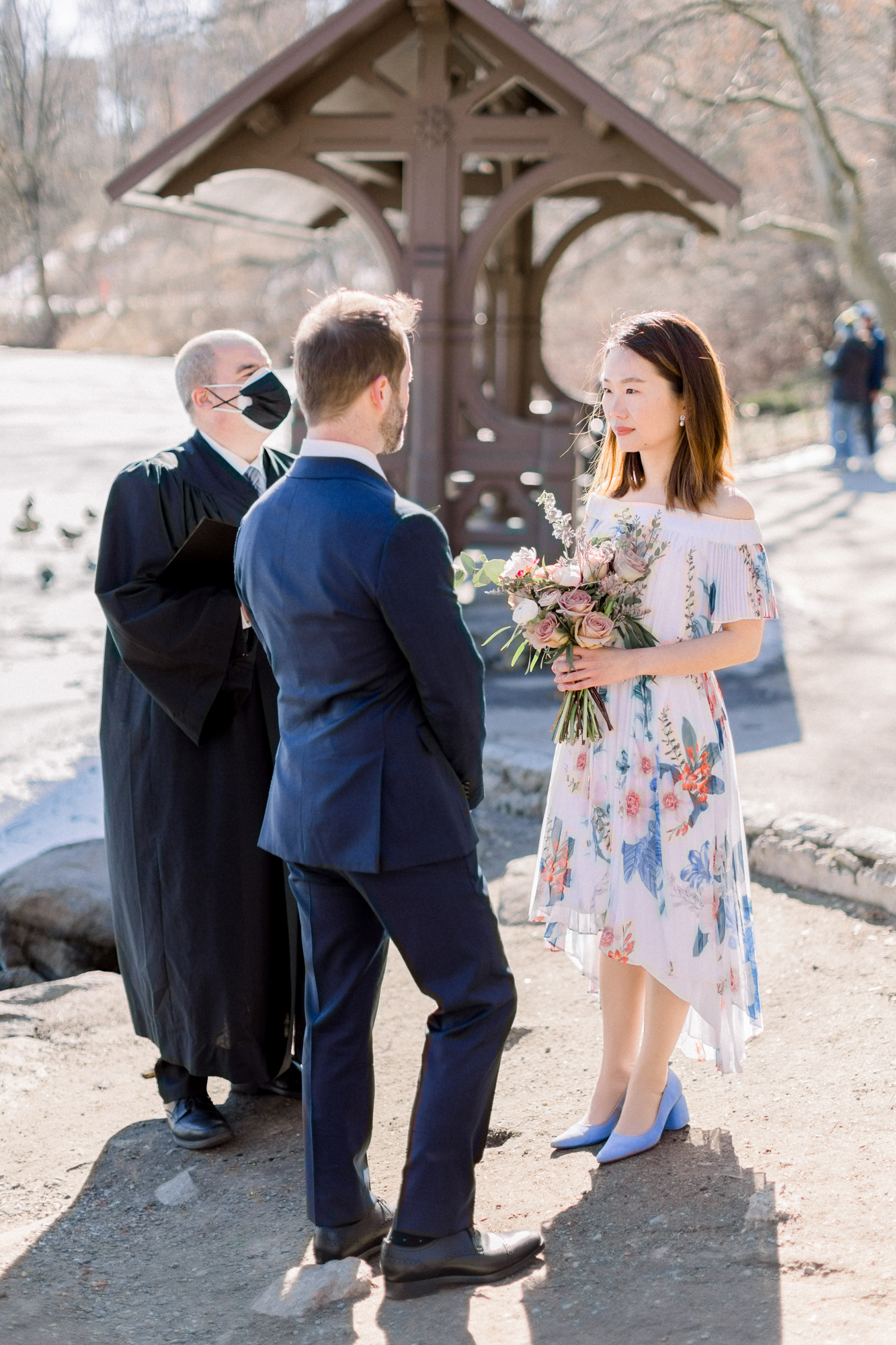 Aesthetic Central Park Wedding Photos in Wintery NYC