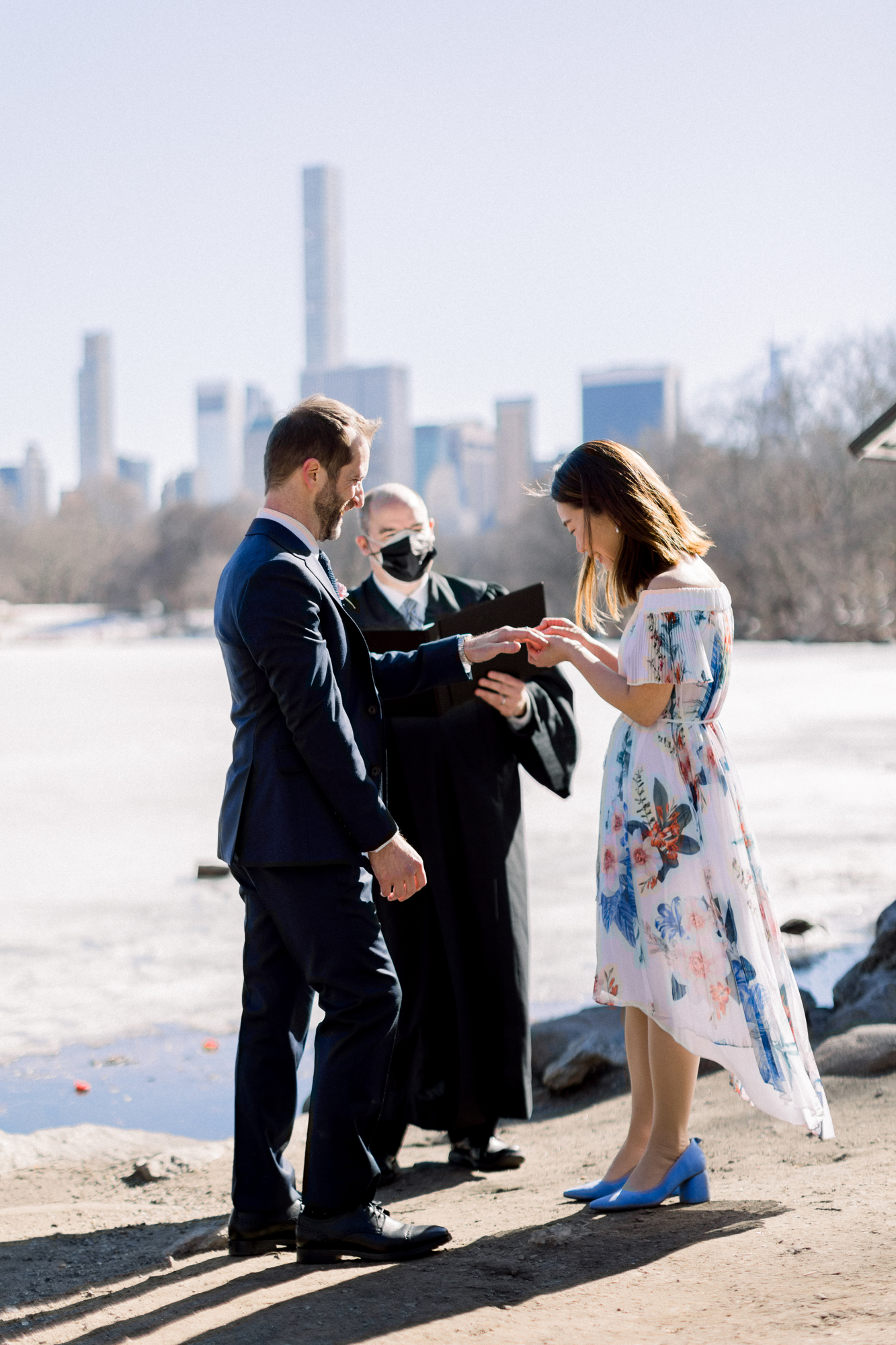 Tender Central Park Wedding Photos in Wintery NYC