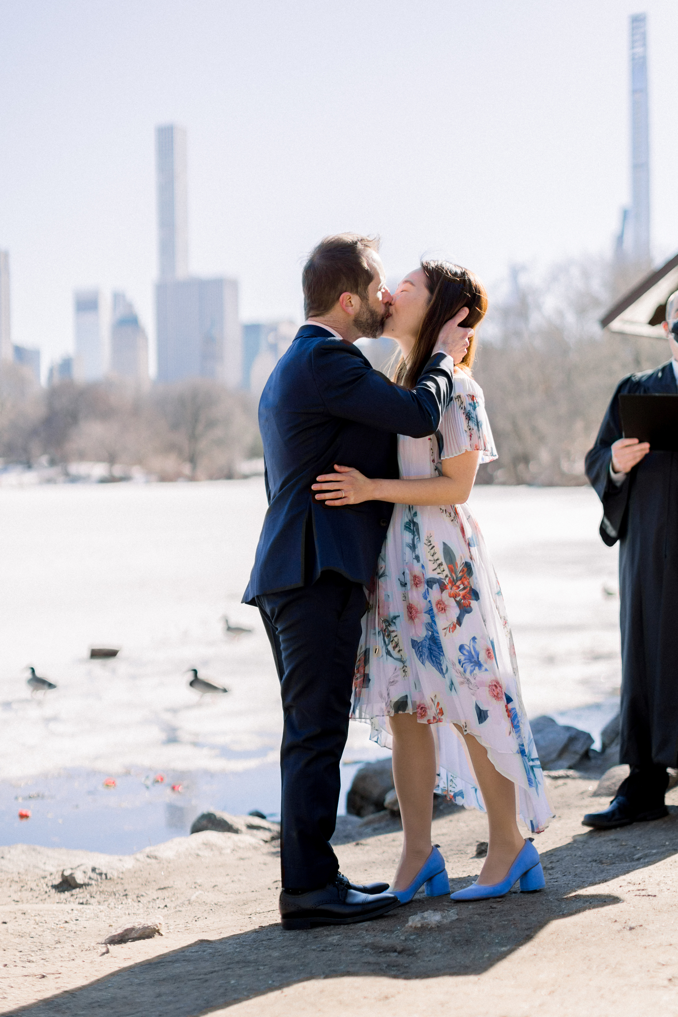 Fabulous Central Park Wedding Photos in Wintery NYC