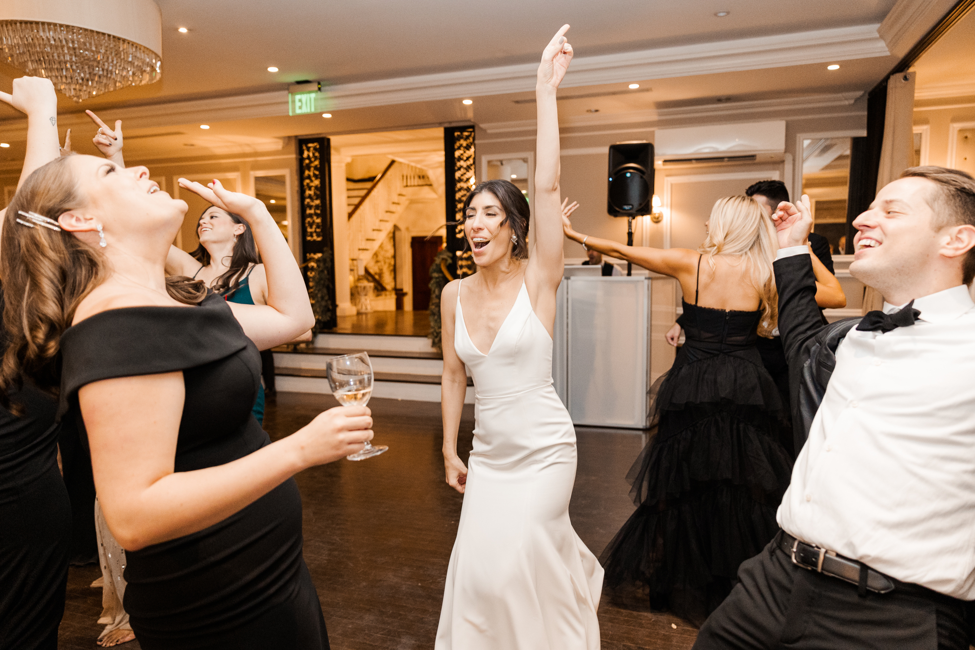 Fun Sunset Briarcliff Manor Wedding Photos in Autumn in Hudson Valley