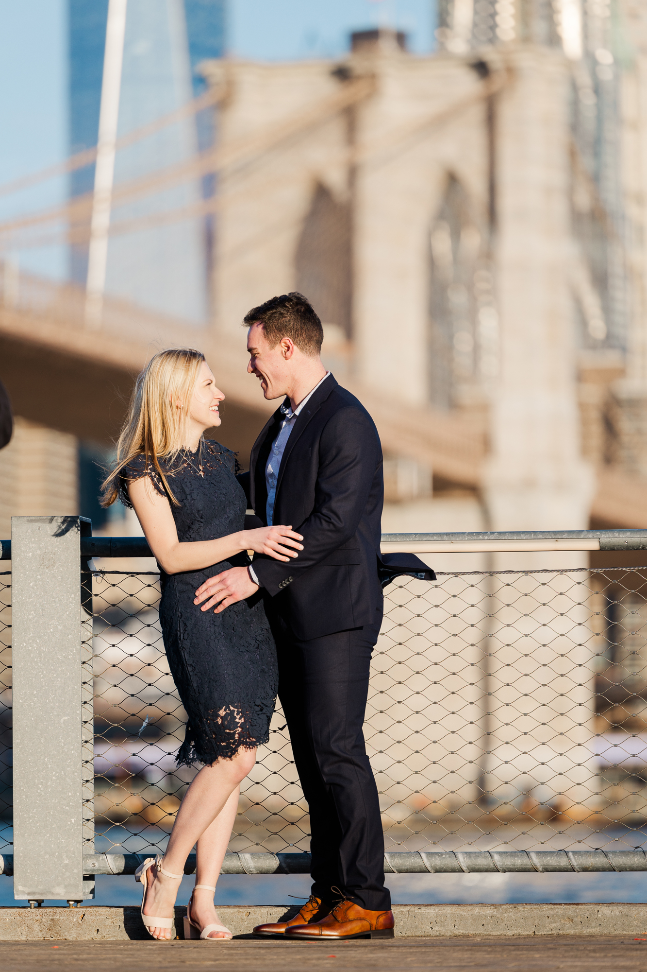 Charming Brooklyn Bridge Engagement Photos in Late Fall