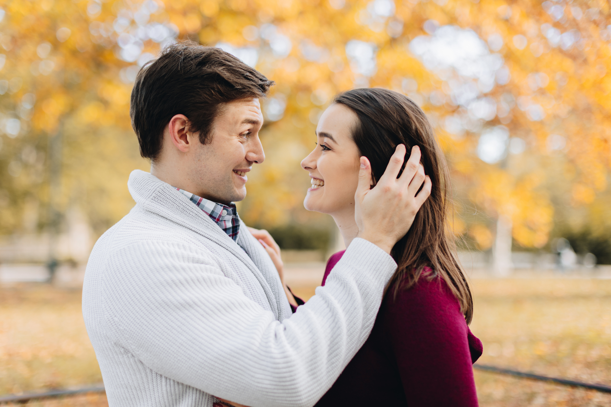 Idyllic Fall Engagement Photos in Central Park New York