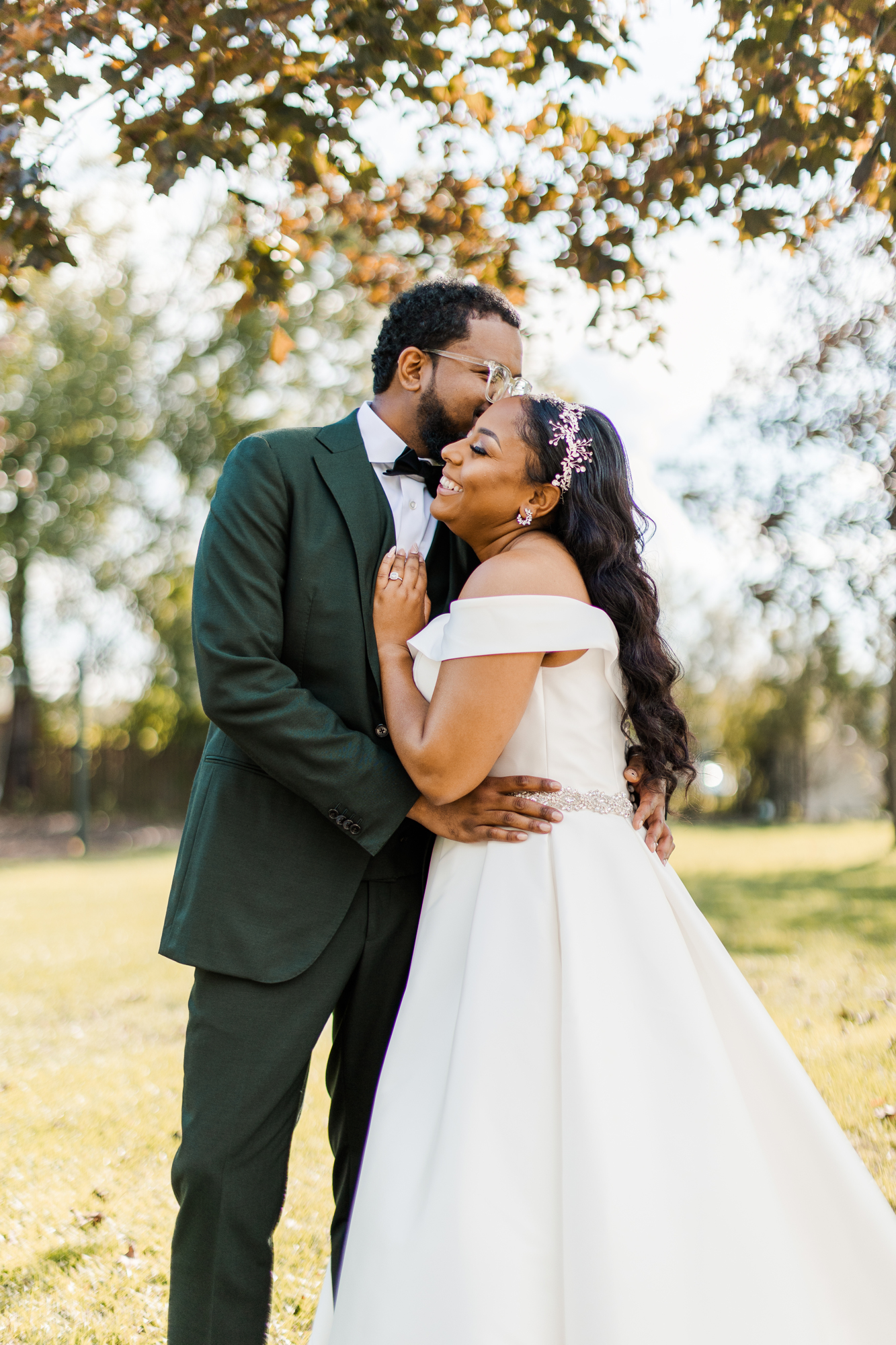 Magical New Jersey Wedding Photos at Edgewood Country Club in Fall