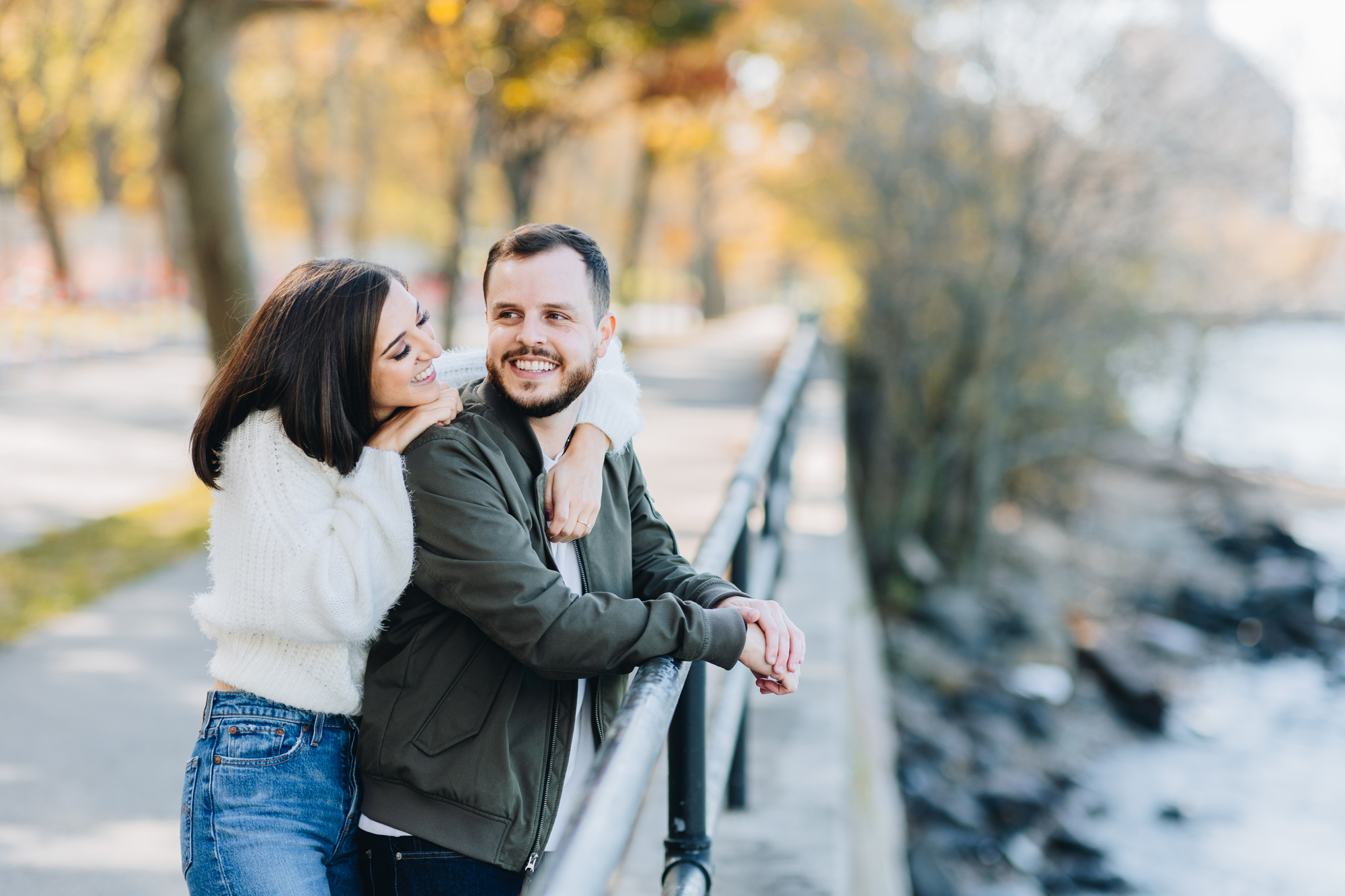 Eye-catching Fall Engagement Photos in Astoria Park, Queens, New York