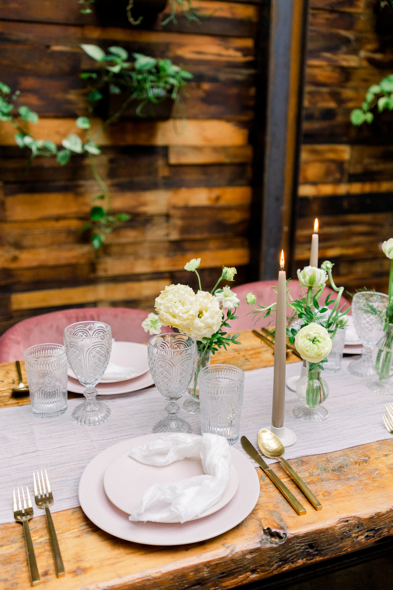 Charming Rustic Brooklyn Winery Wedding Photos Inspiration