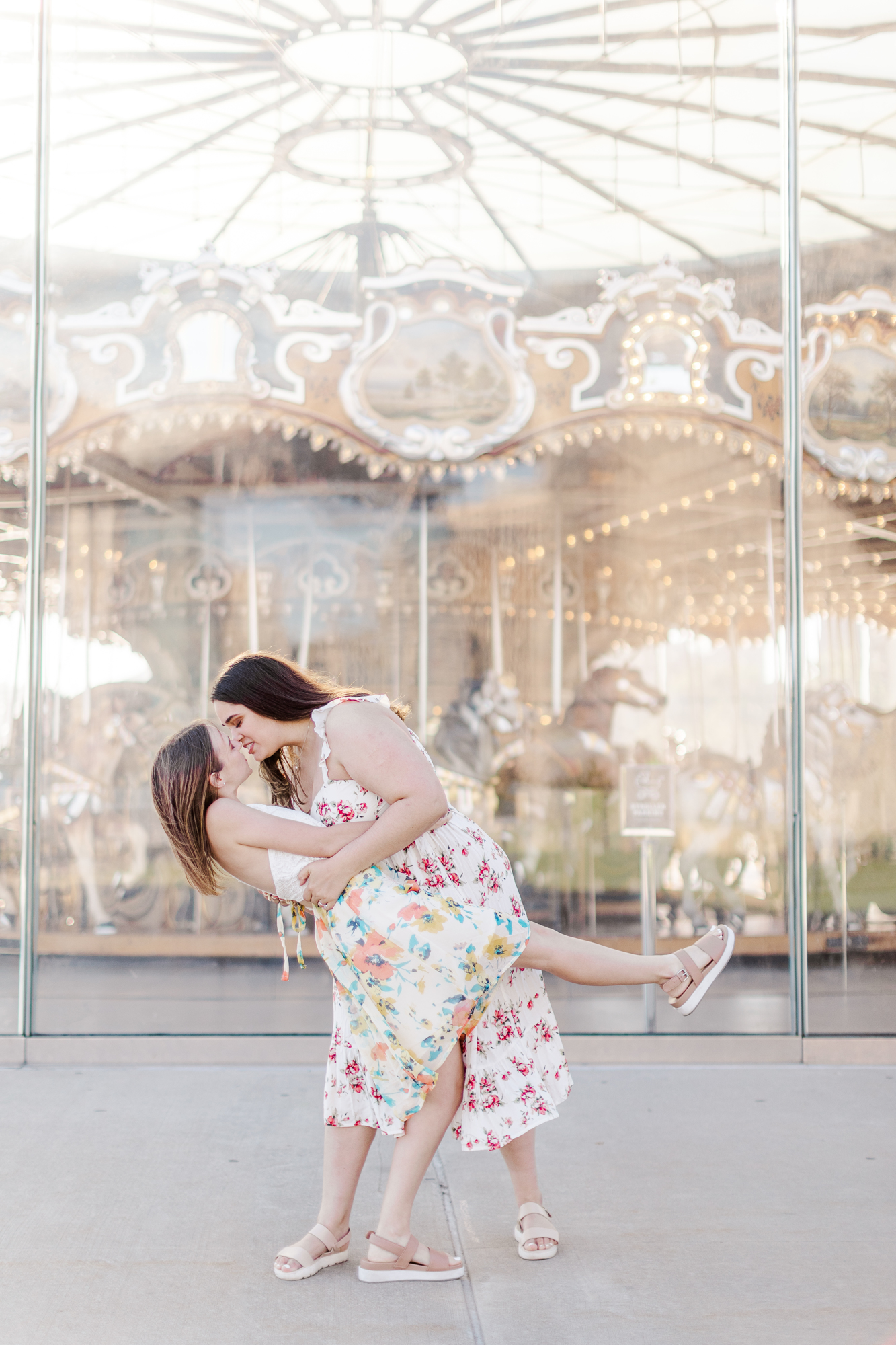 Magical and Bright Springtime Engagement Photo Shoot in DUMBO