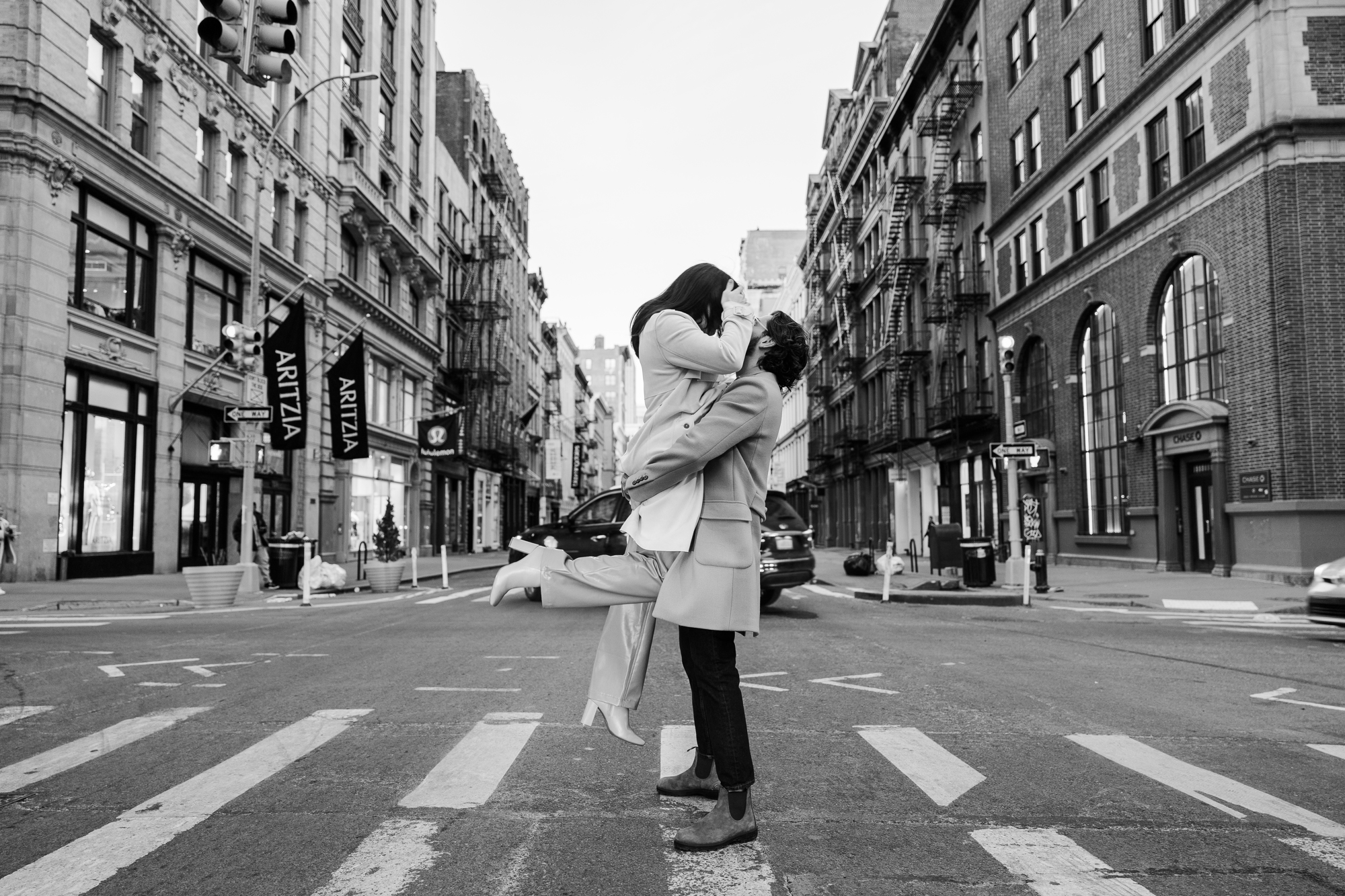 Outstanding SoHo Engagement Photos