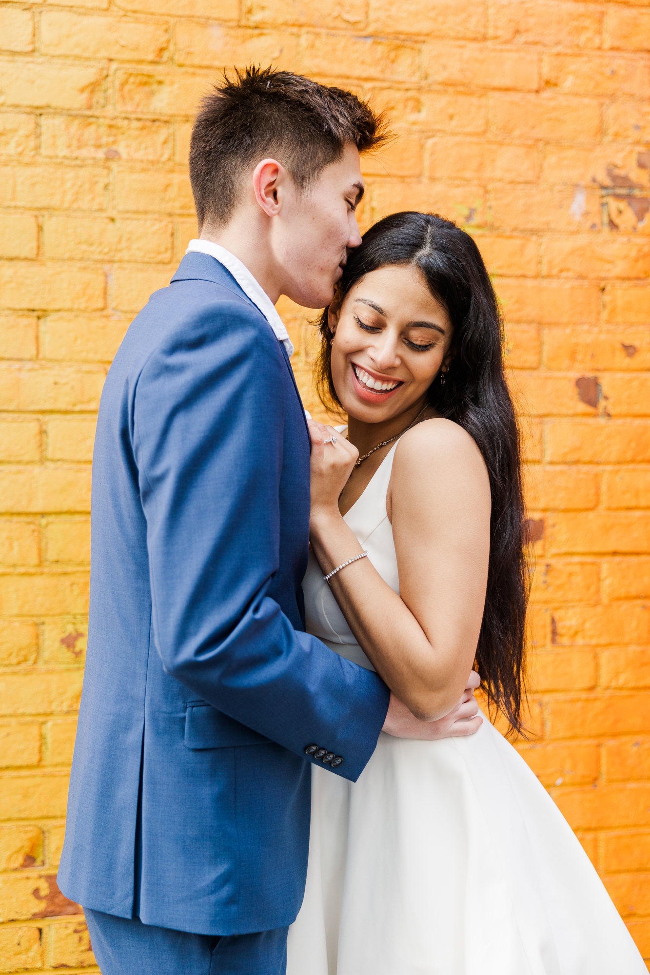 Gorgeous Spring Engagement Photography in DUMBO