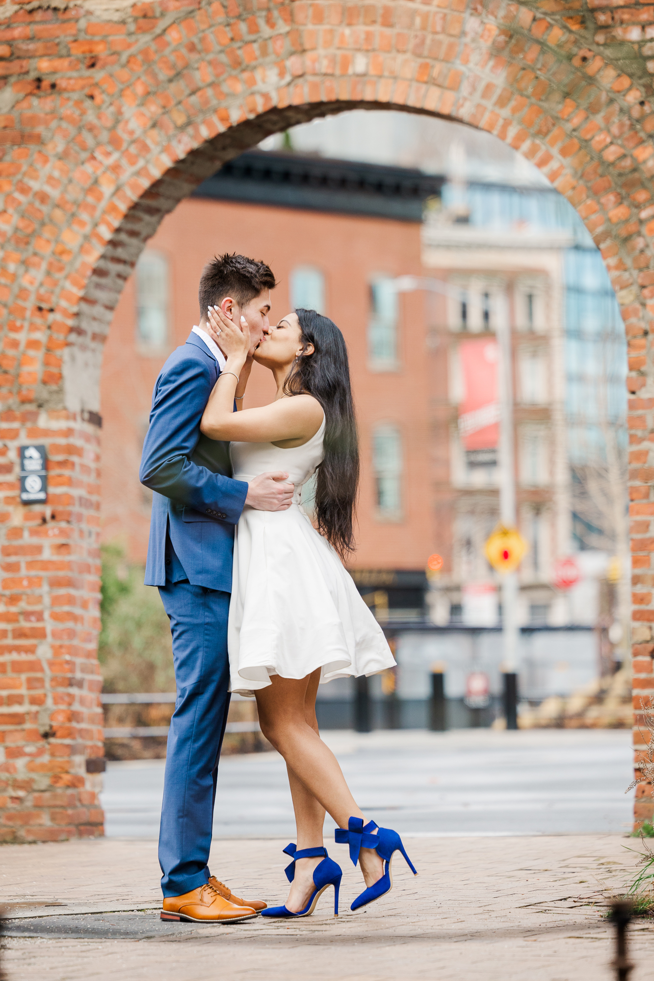 Intimate Spring Engagement Photography in DUMBO