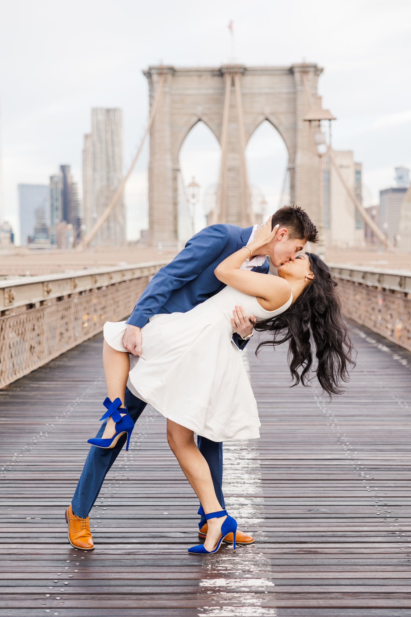 Breathtaking Spring Engagement Photography in DUMBO