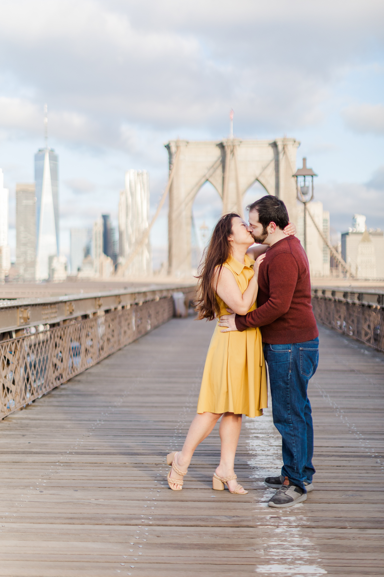 Breathtaking Brooklyn Bridge Engagement Photography with Matching Outfits
